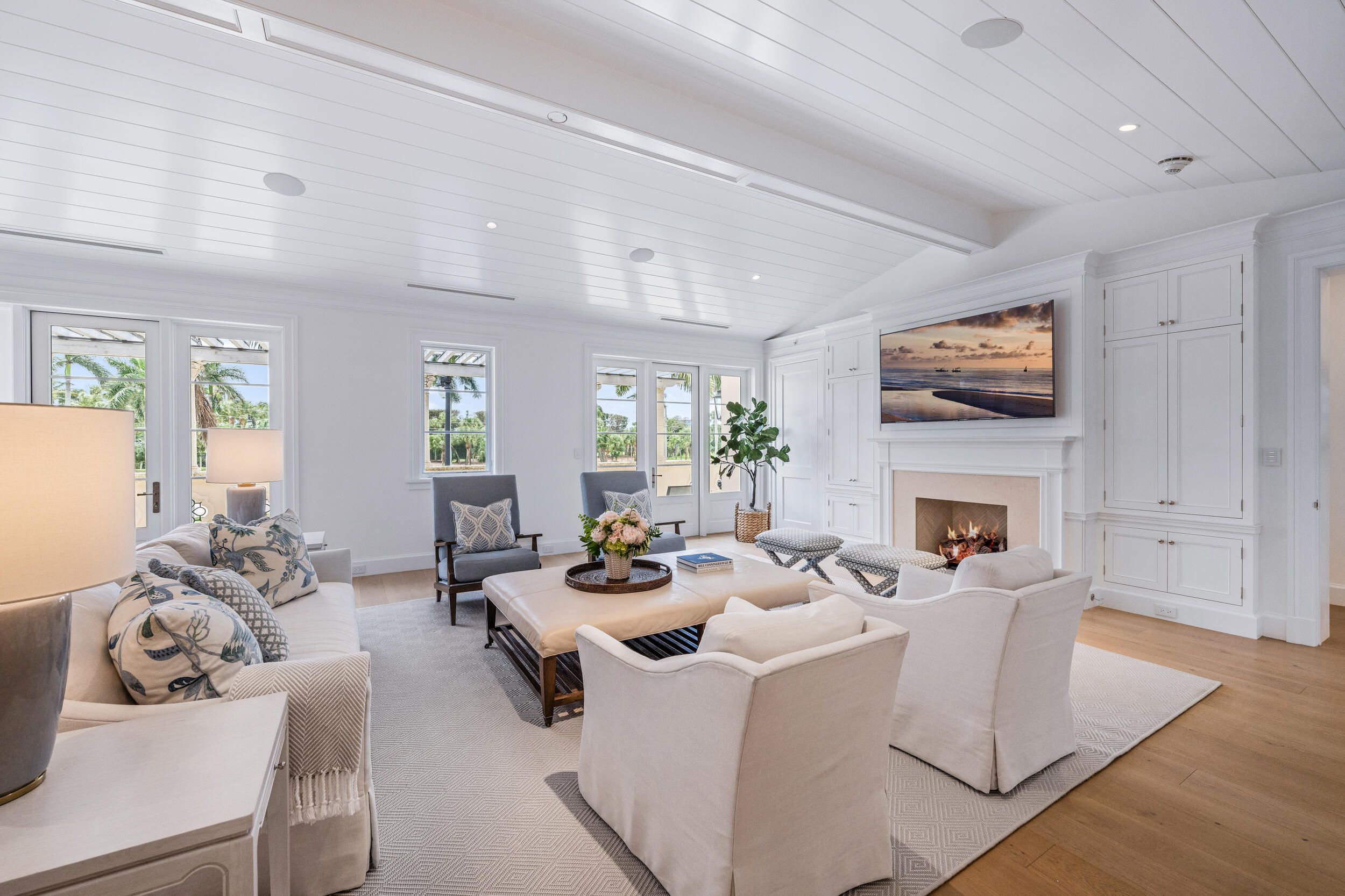 221 Royal Poinciana Way