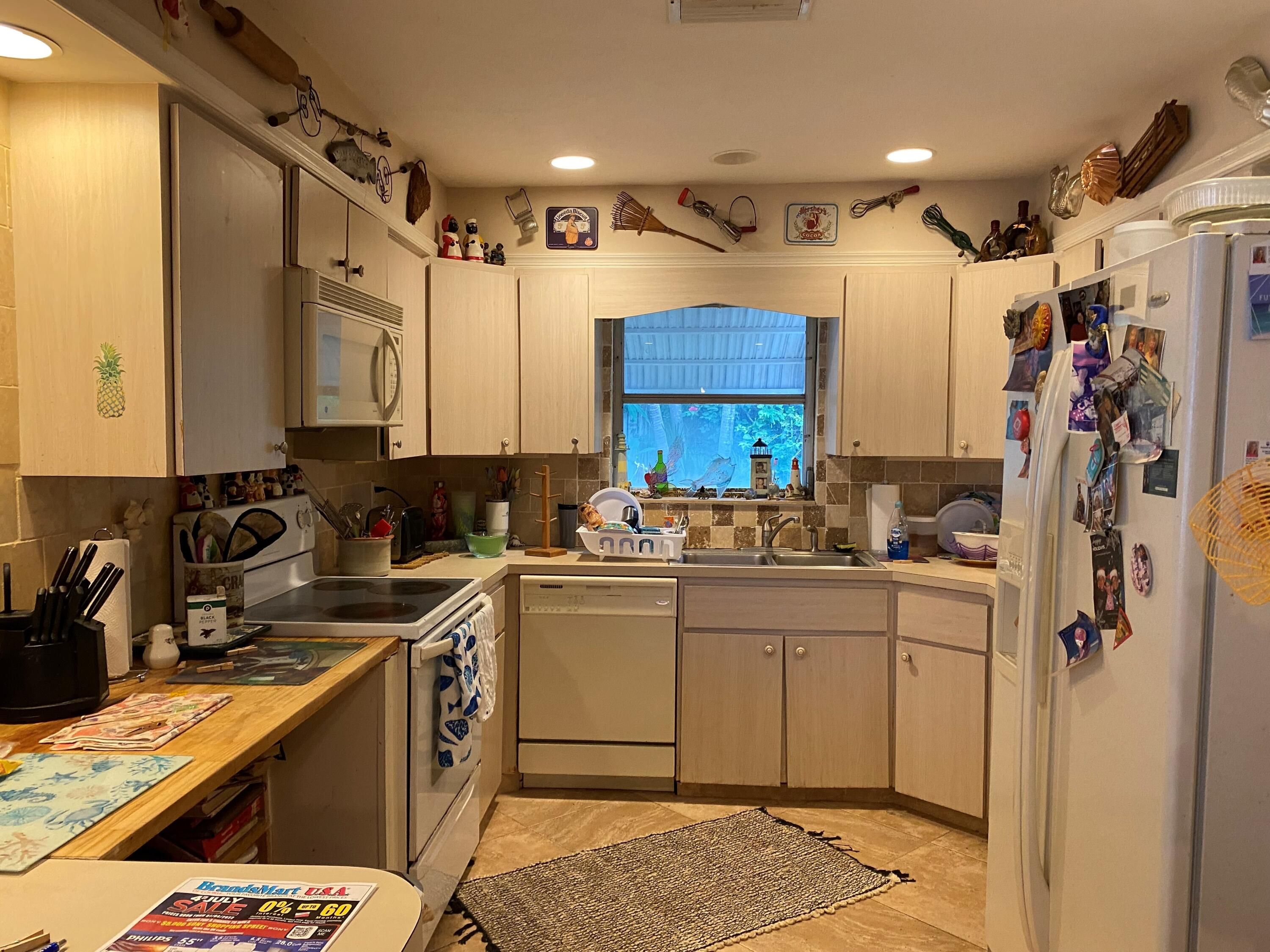 3298 Parade Place