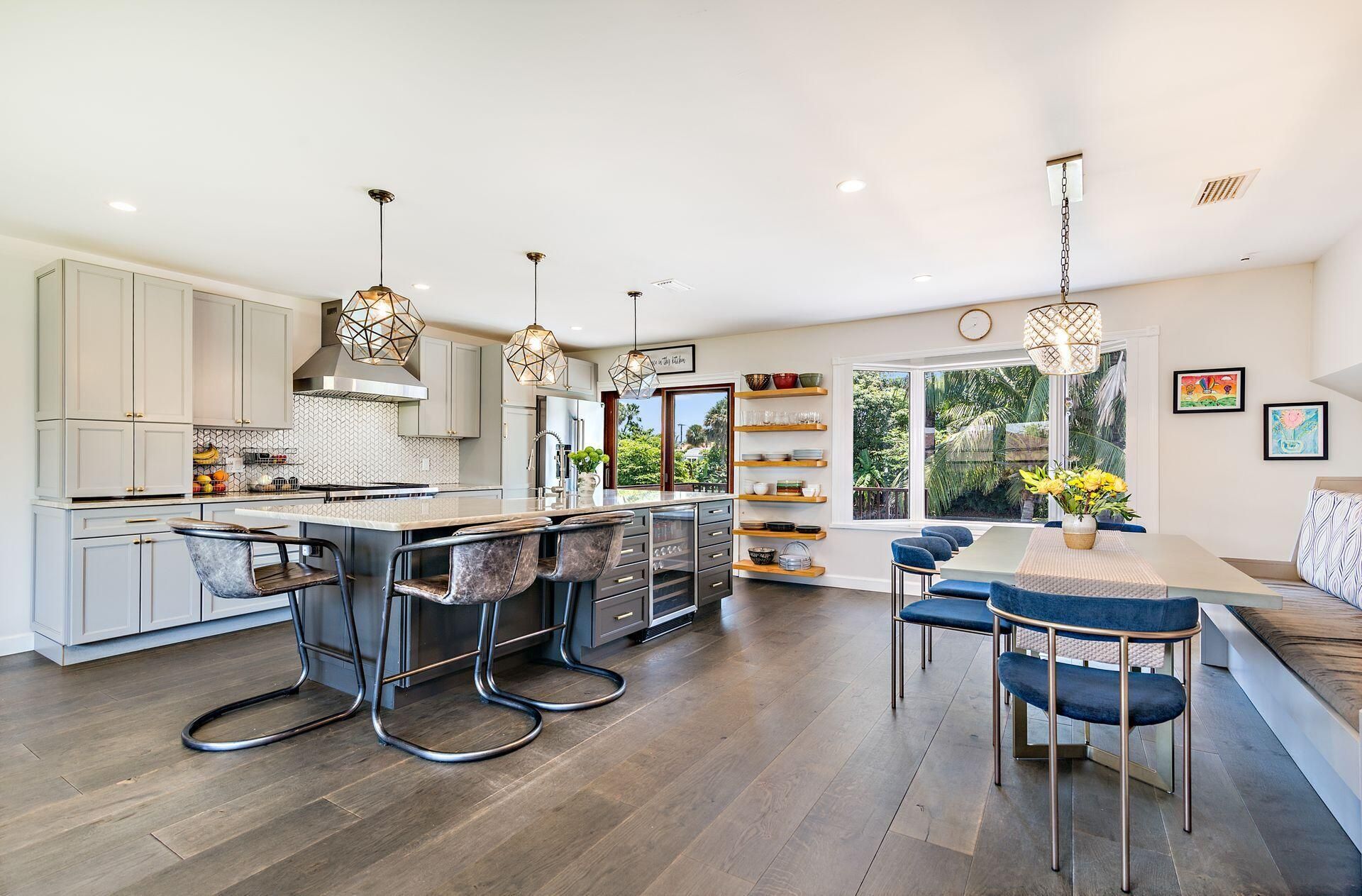 1407 Arabian E Road