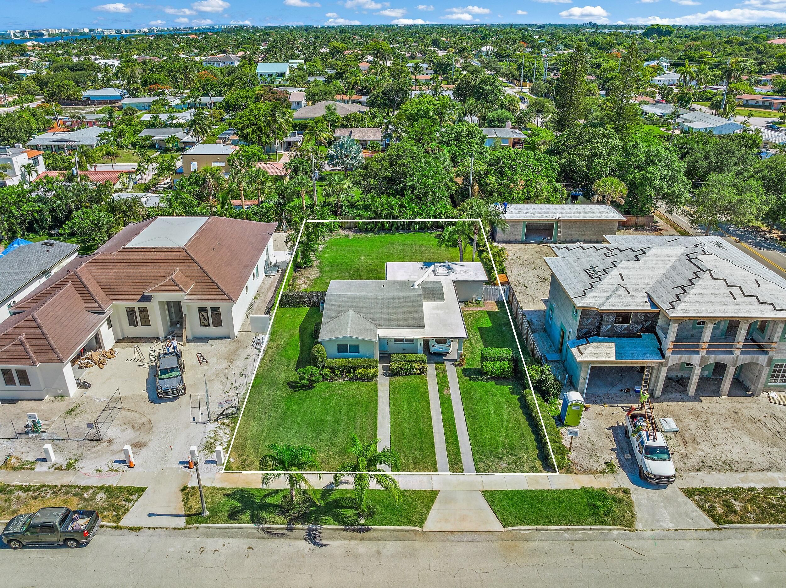 256 Alhambra Place