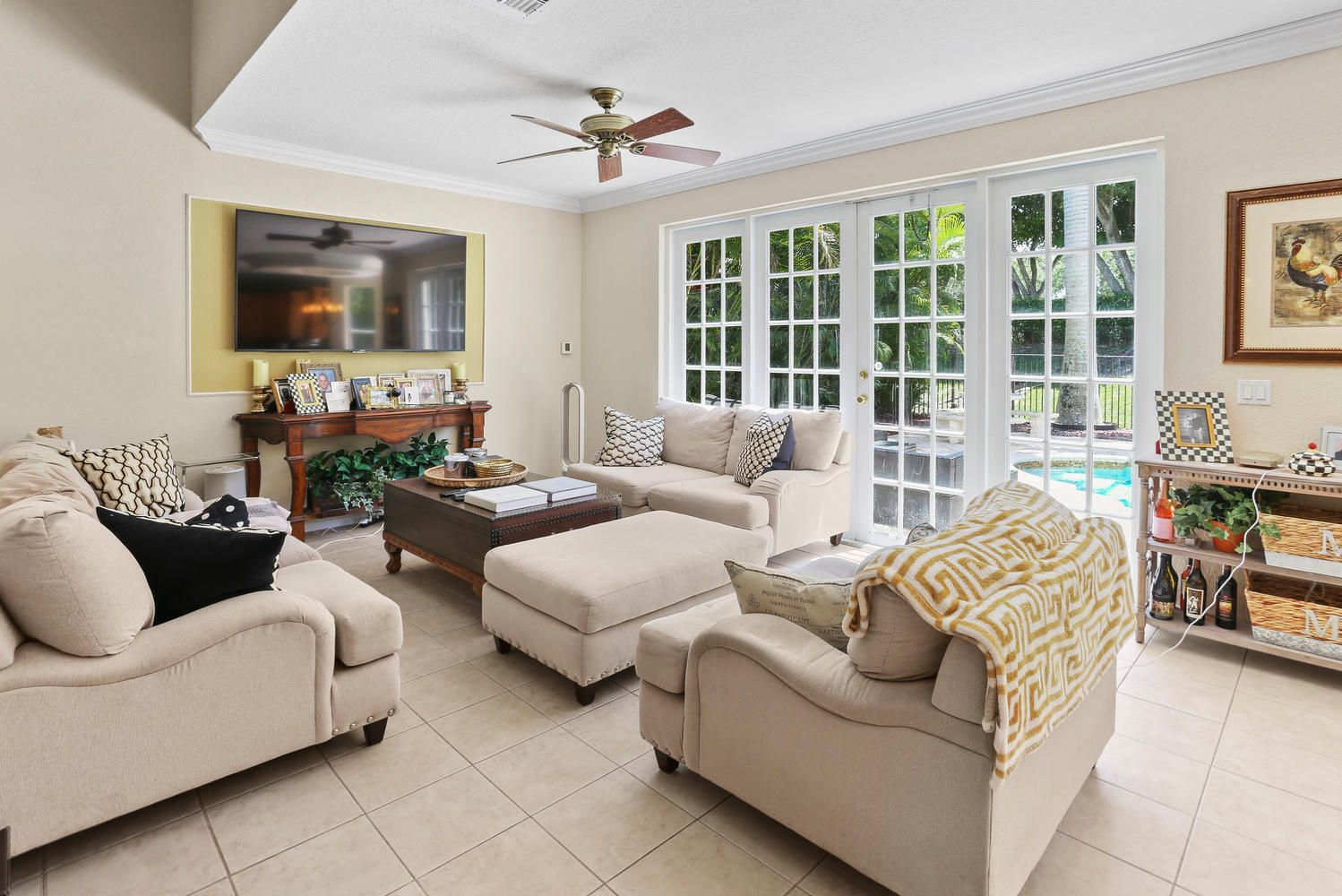 Properties 9020 Alexandra Circle