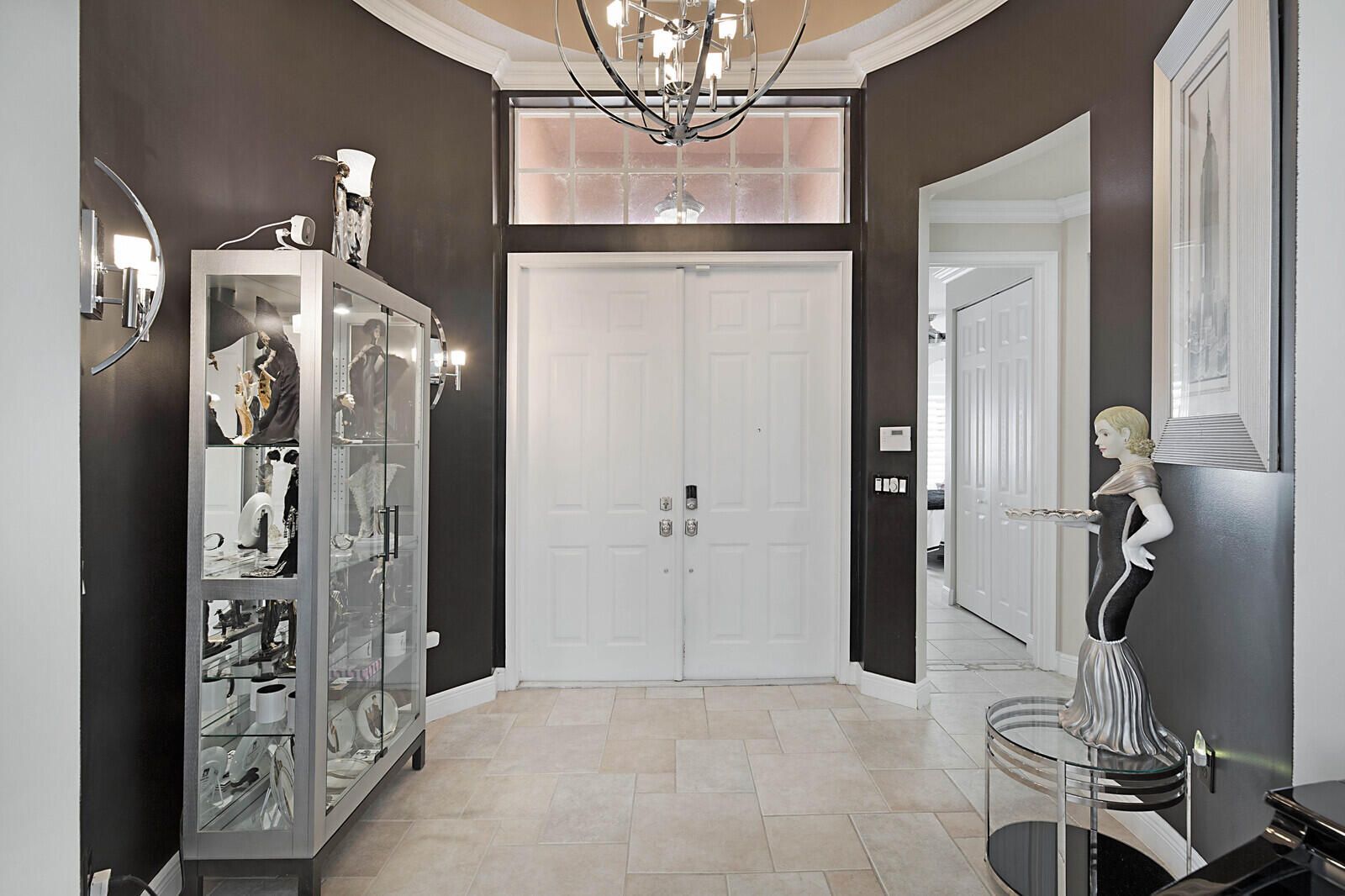 Properties 9949 Via Elegante