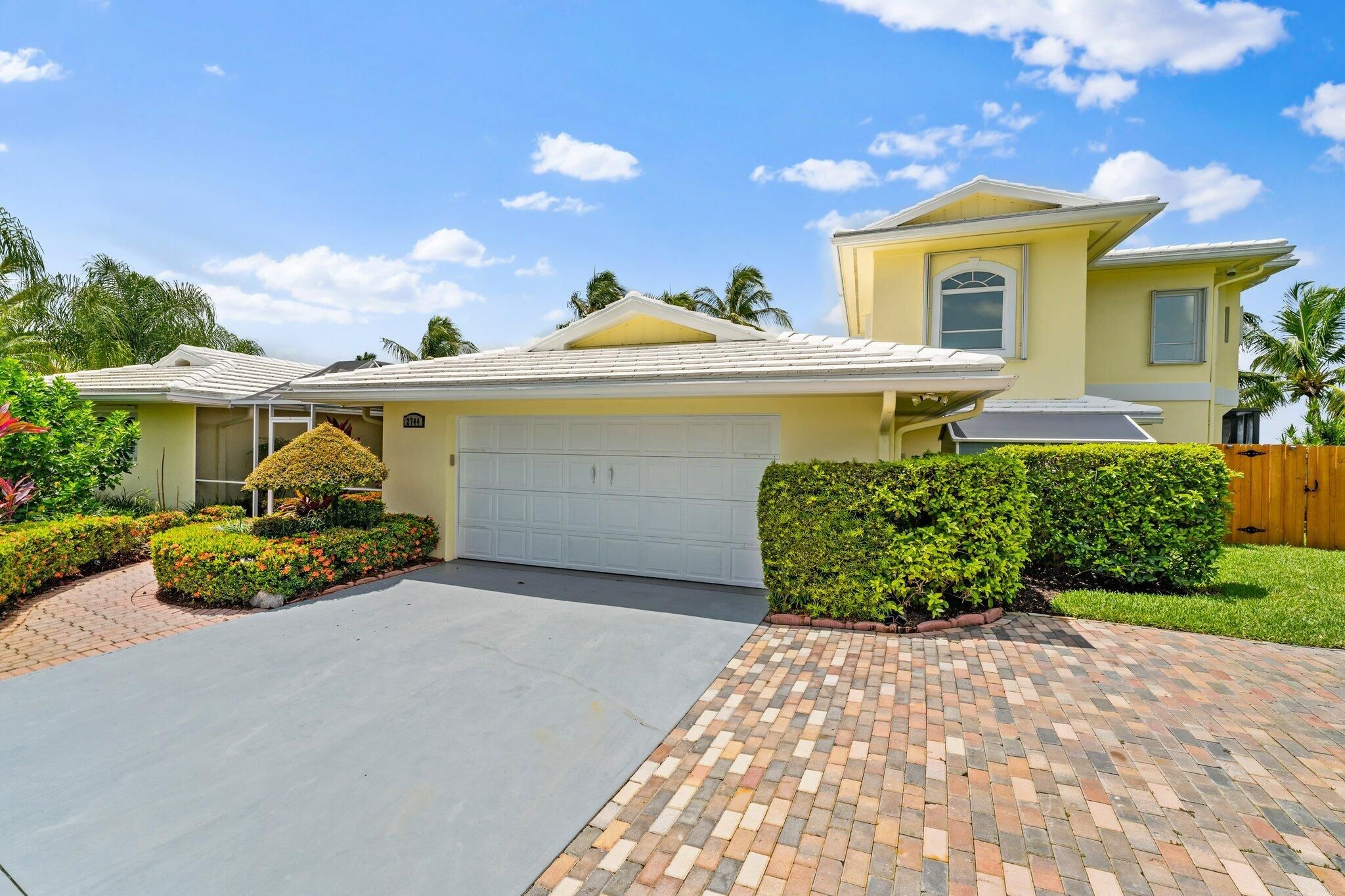 2744 NW Howard Creek Lane