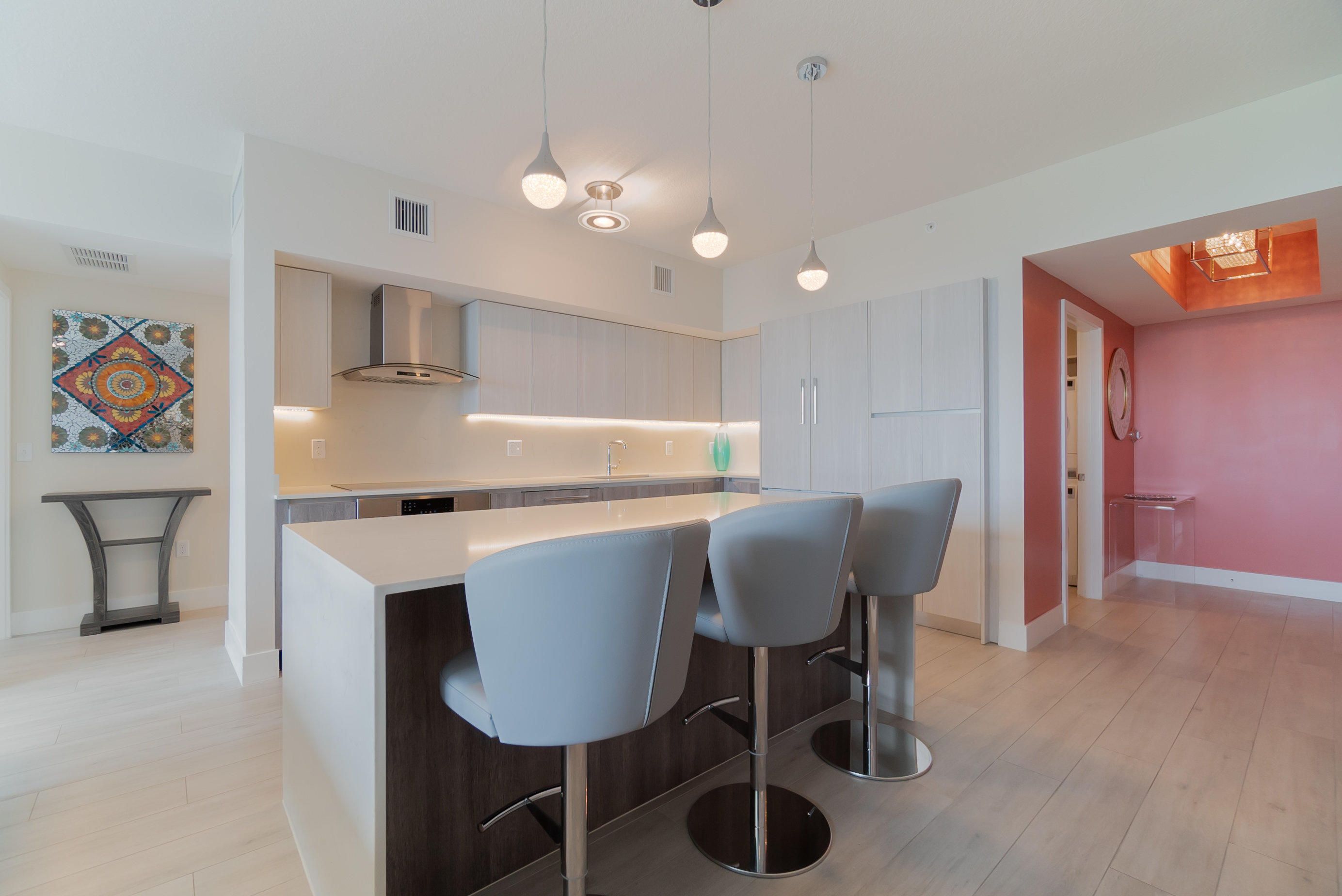 111 SE 1st Avenue