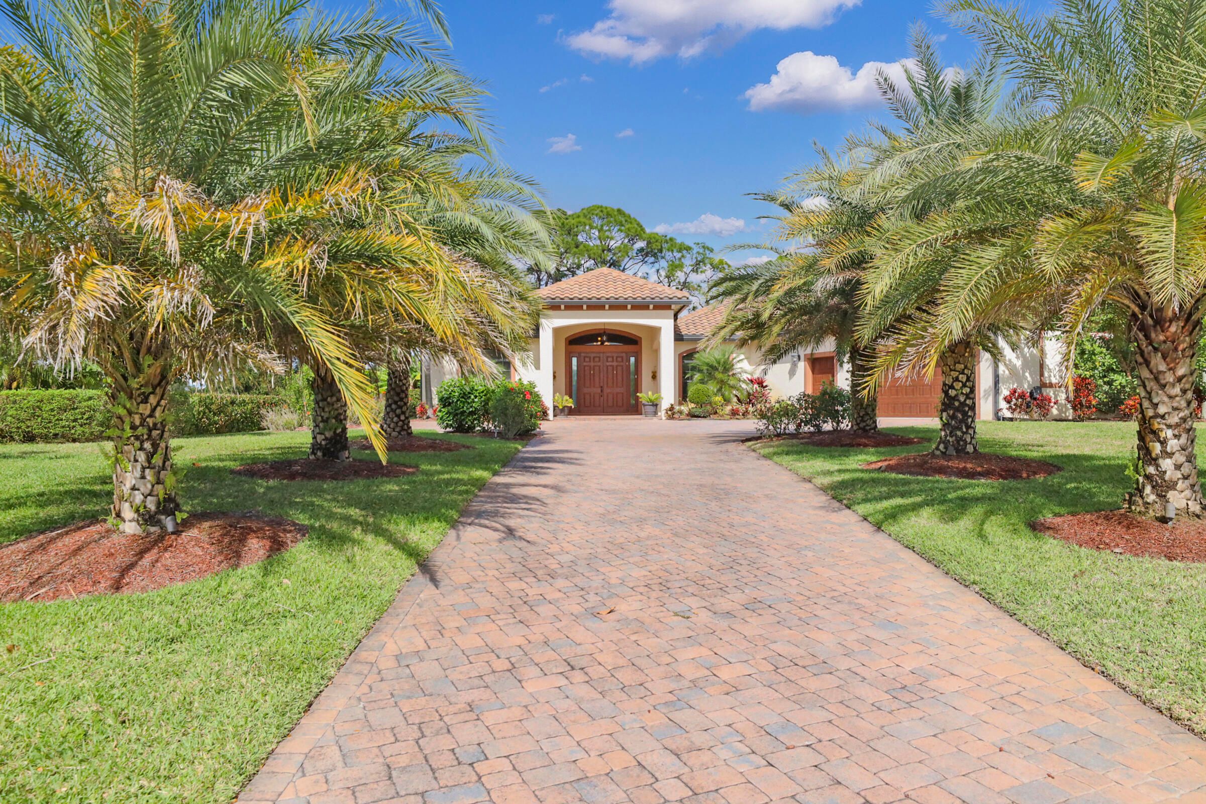 10351 SW Stones Throw Terrace