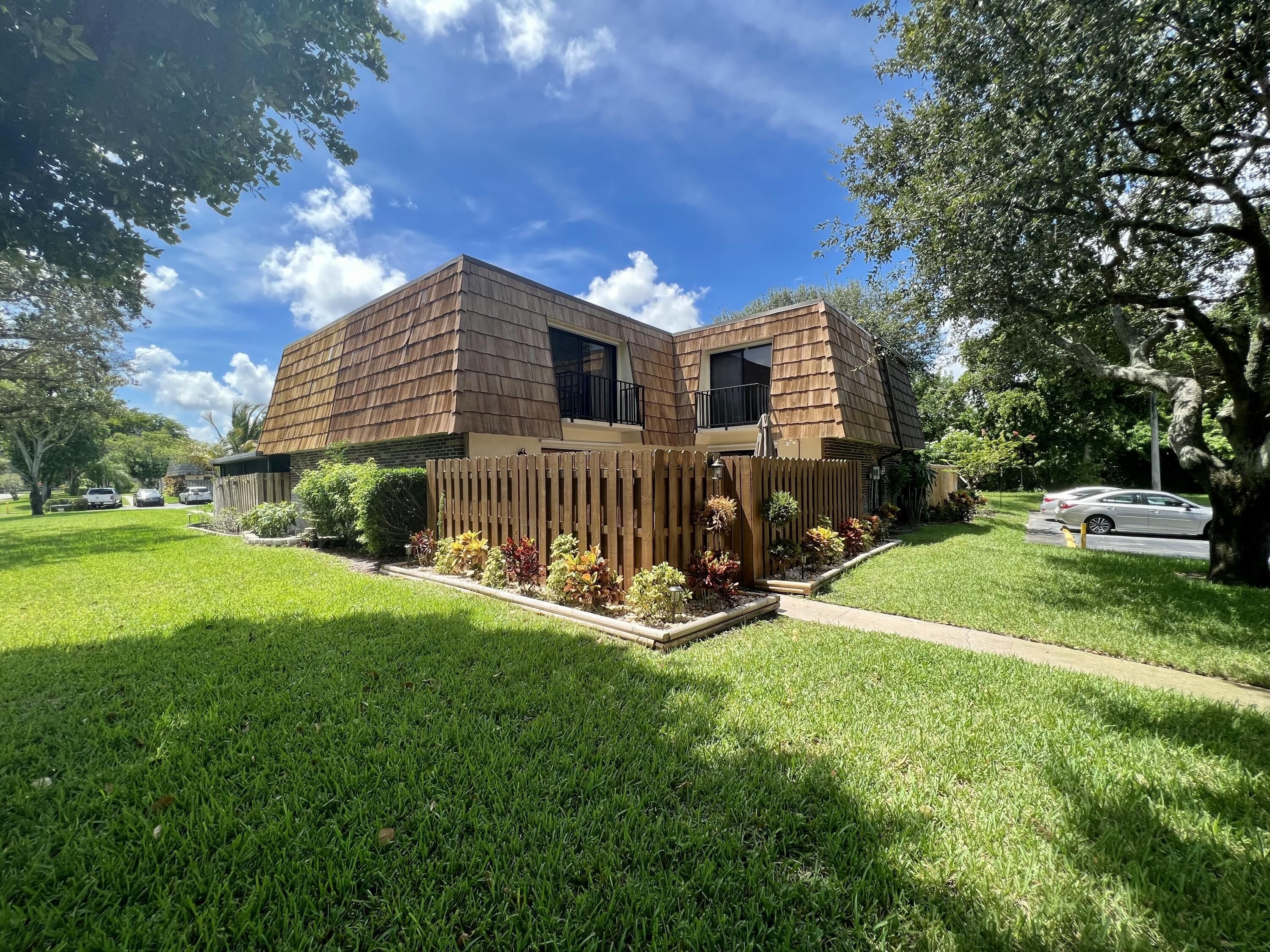 Properties 1724 Forest Lakes