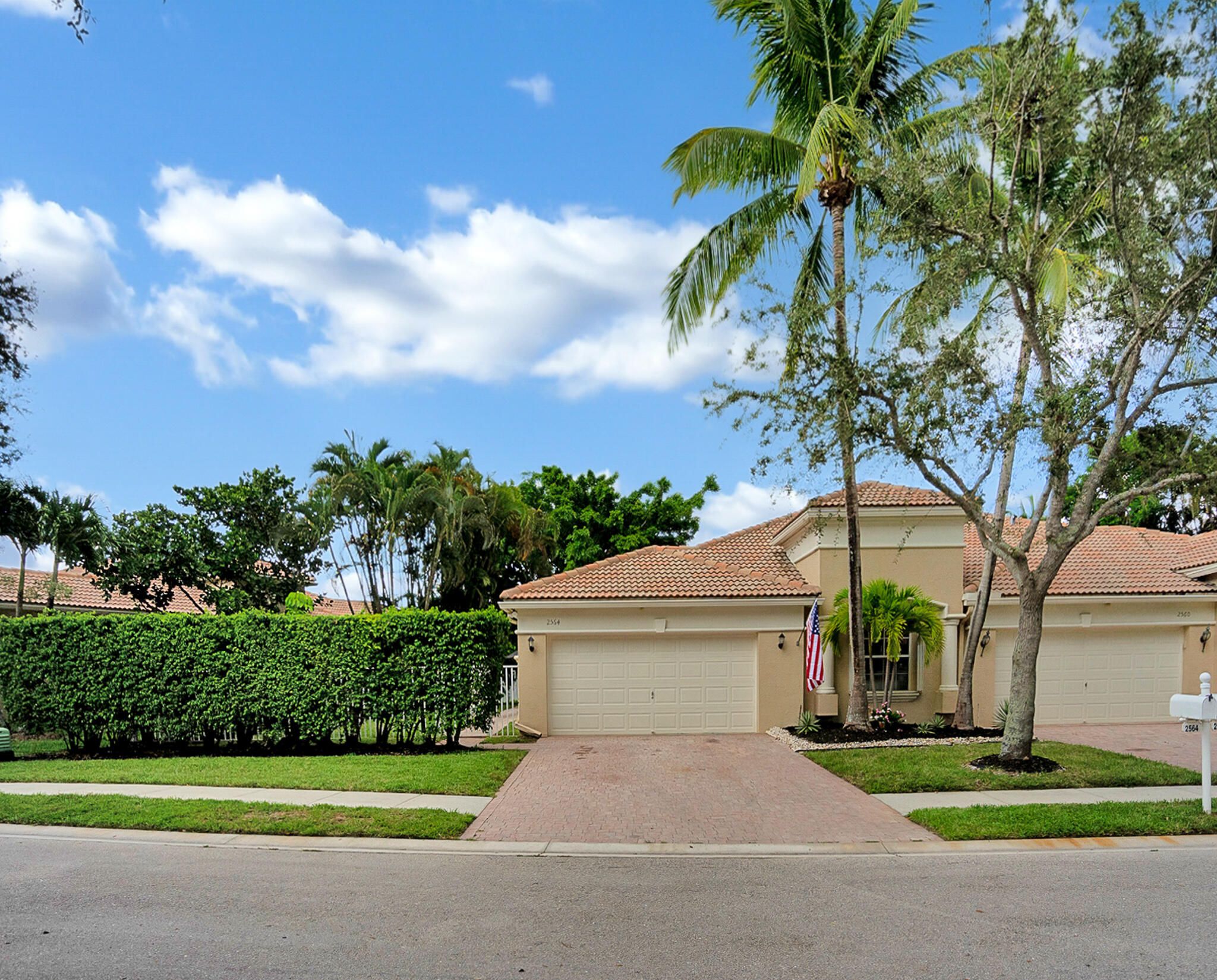 2564 Sandy Cay