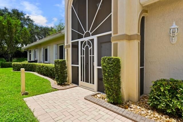 9142 Bay Point Circle