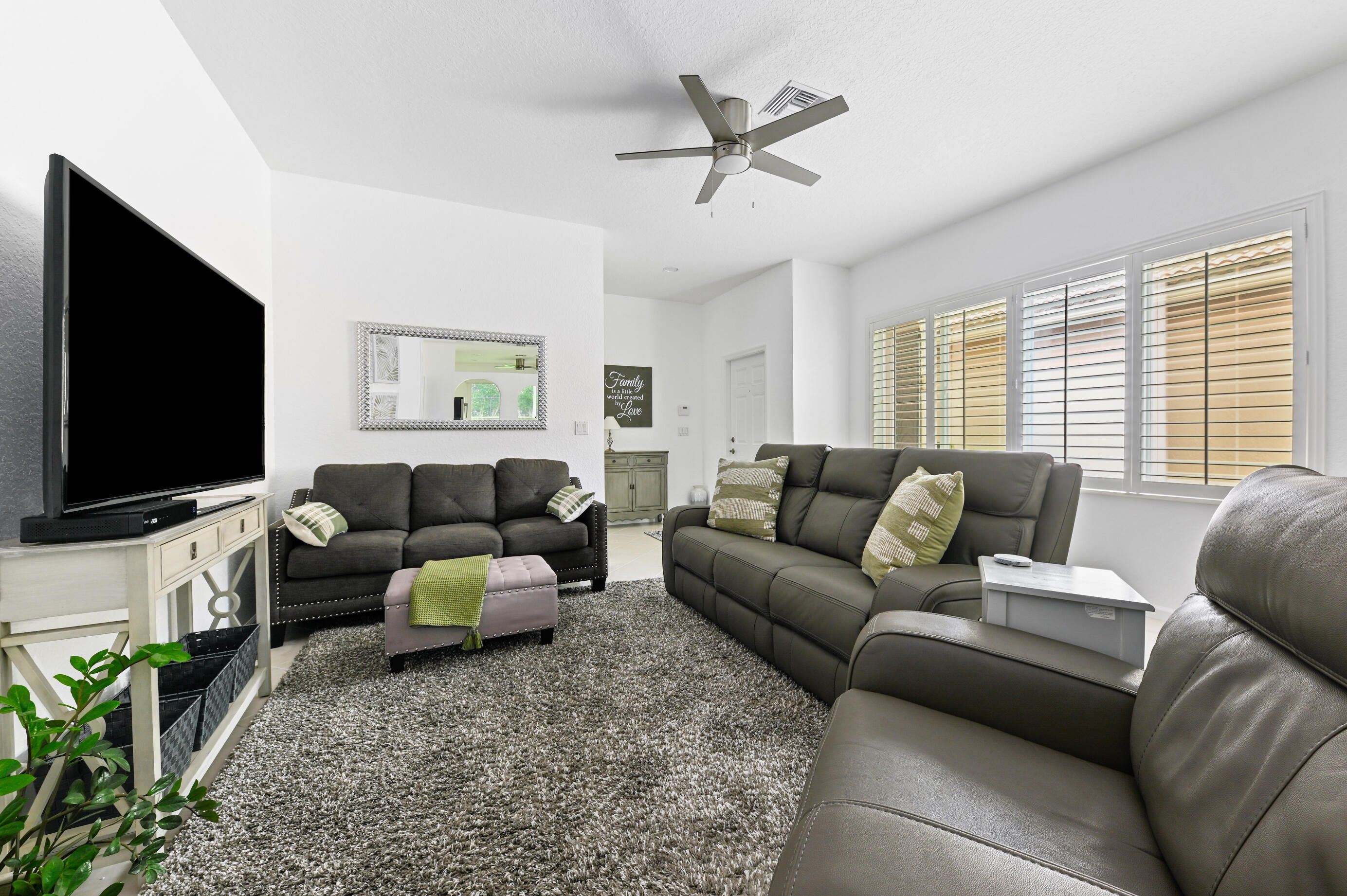 9142 Bay Point Circle