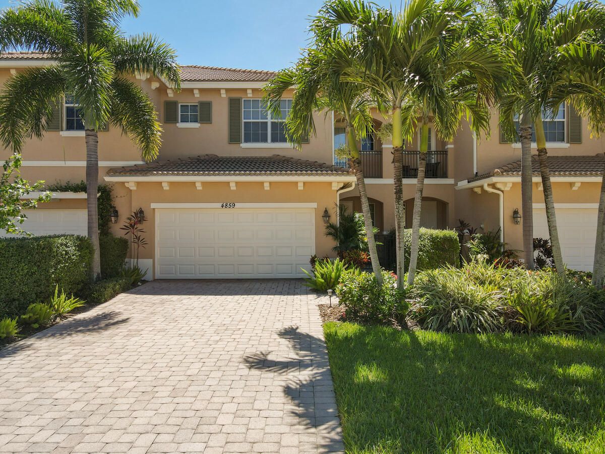 4859 Cadiz Circle
