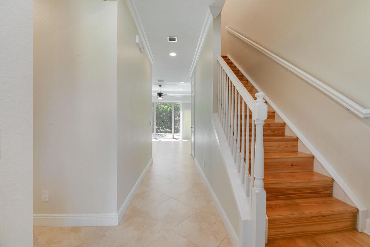 4859 Cadiz Circle