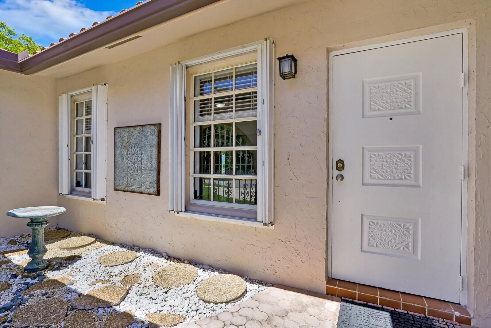 5609 Wind Drift Lane