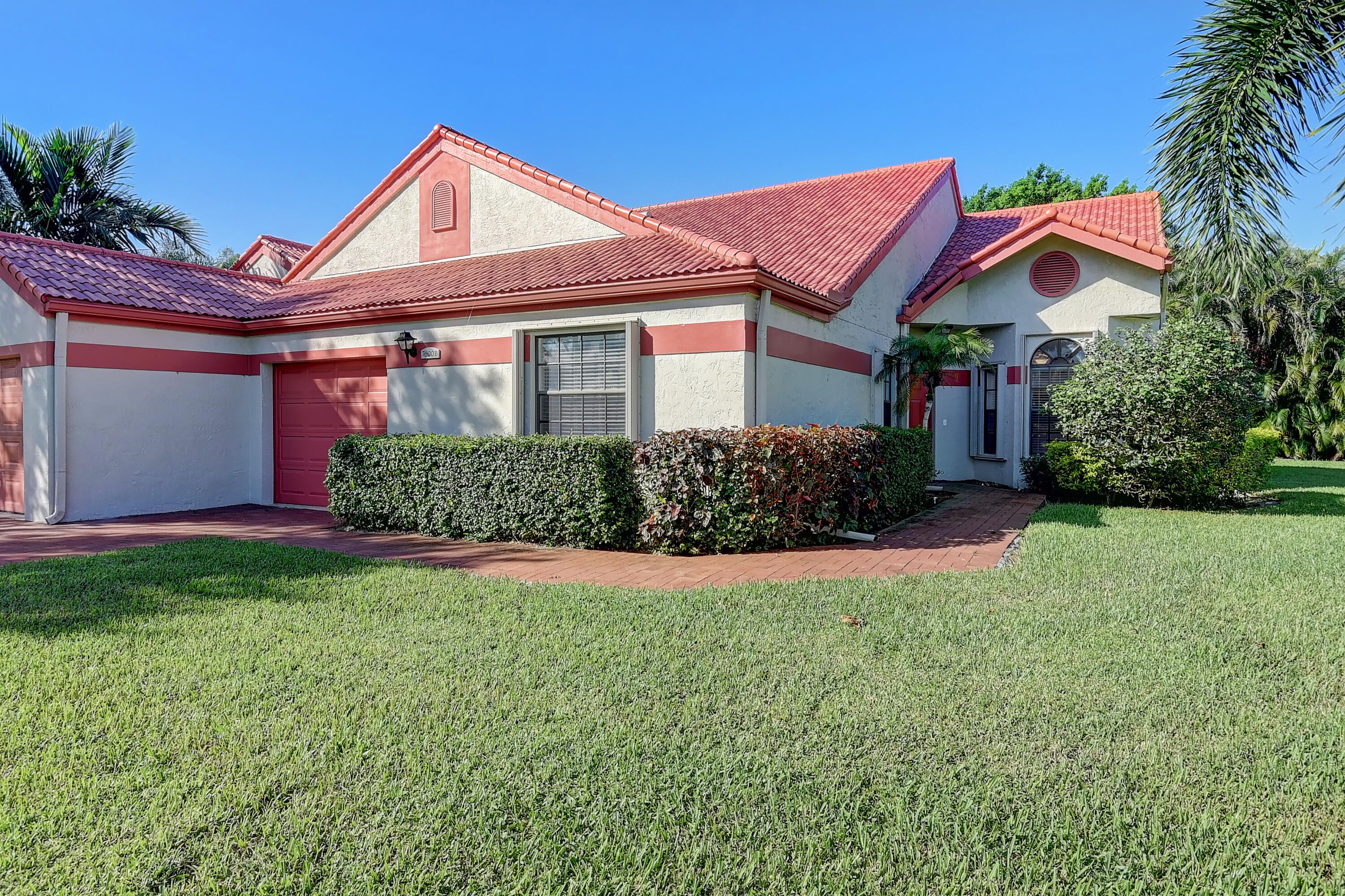 7600 Lexington Club Boulevard