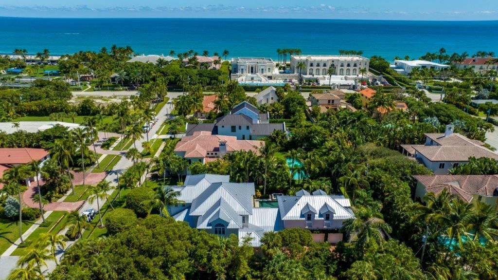 5 Coconut Lane