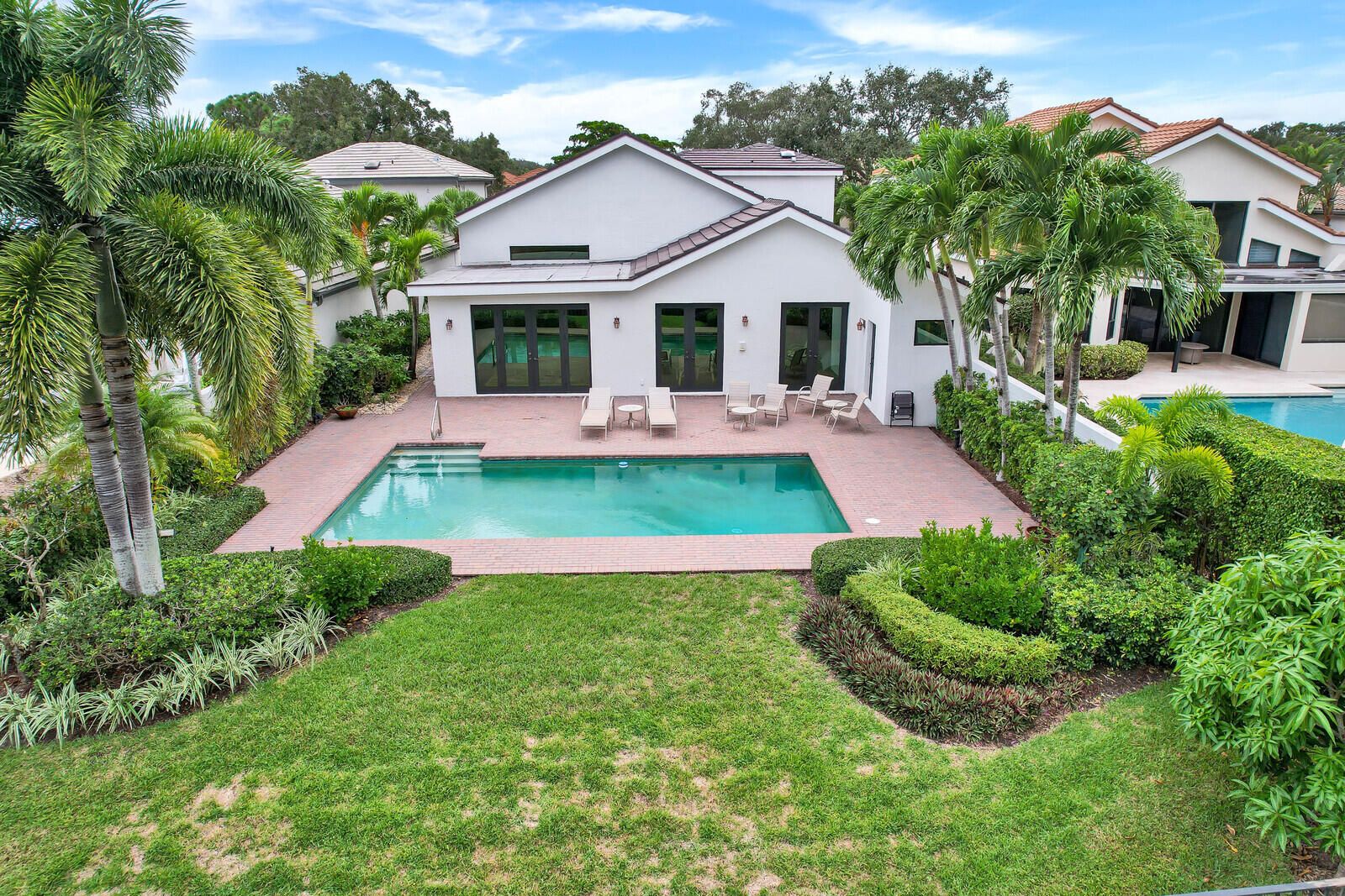 13933 Le Havre Drive