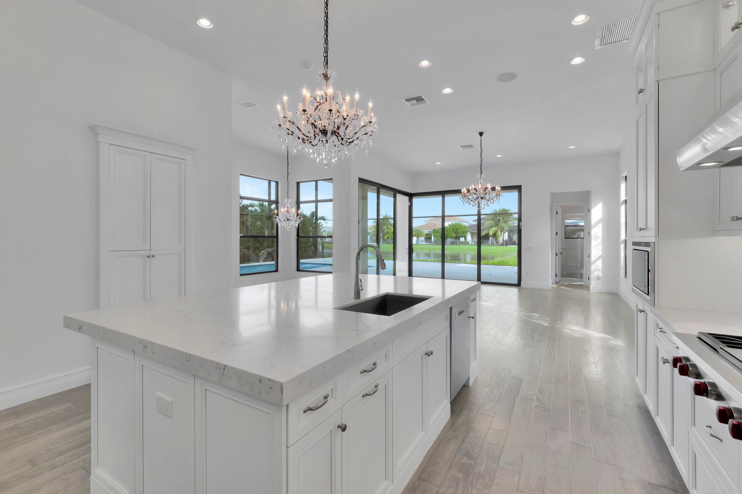 9711 Rennes Lane