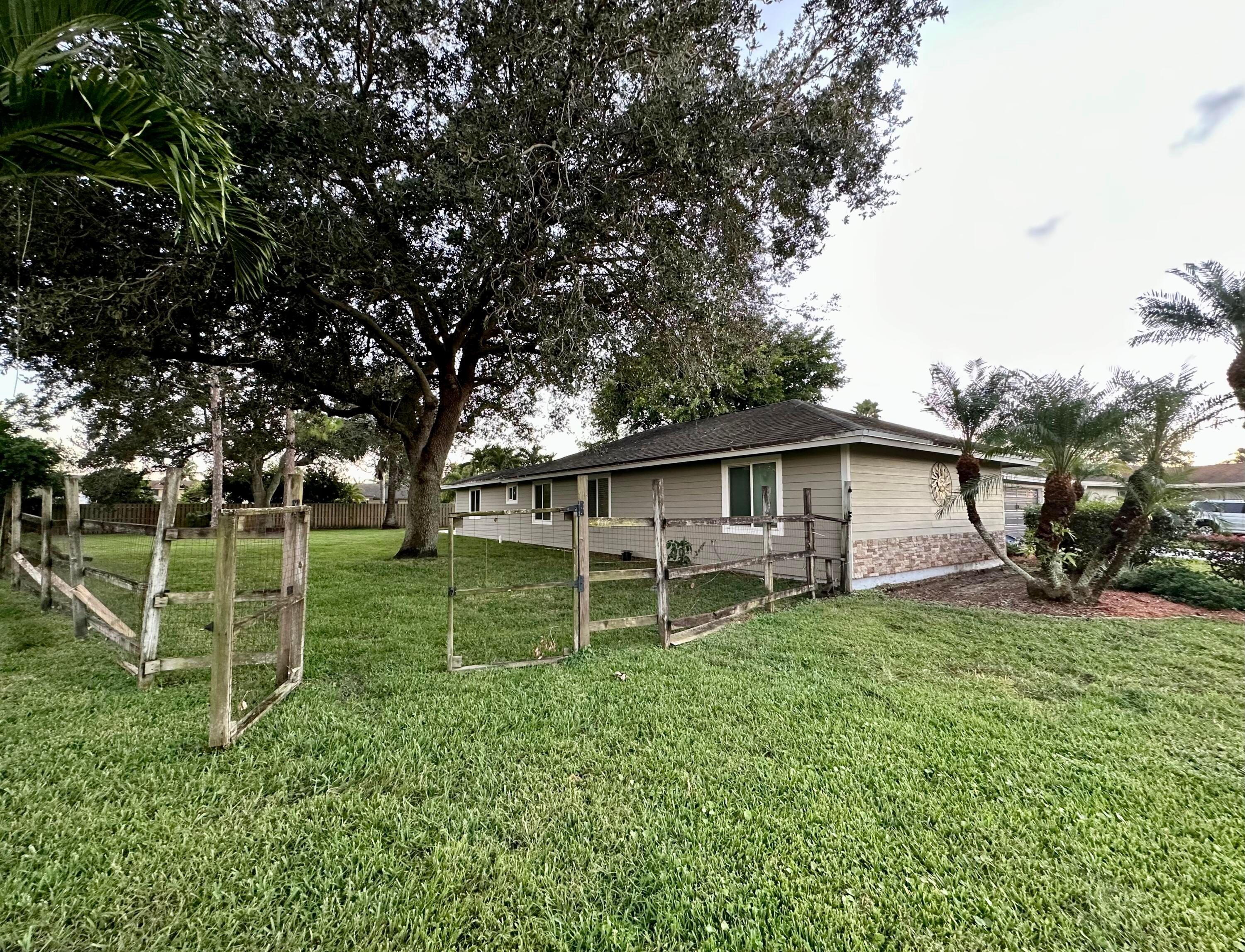 104 Segura Street