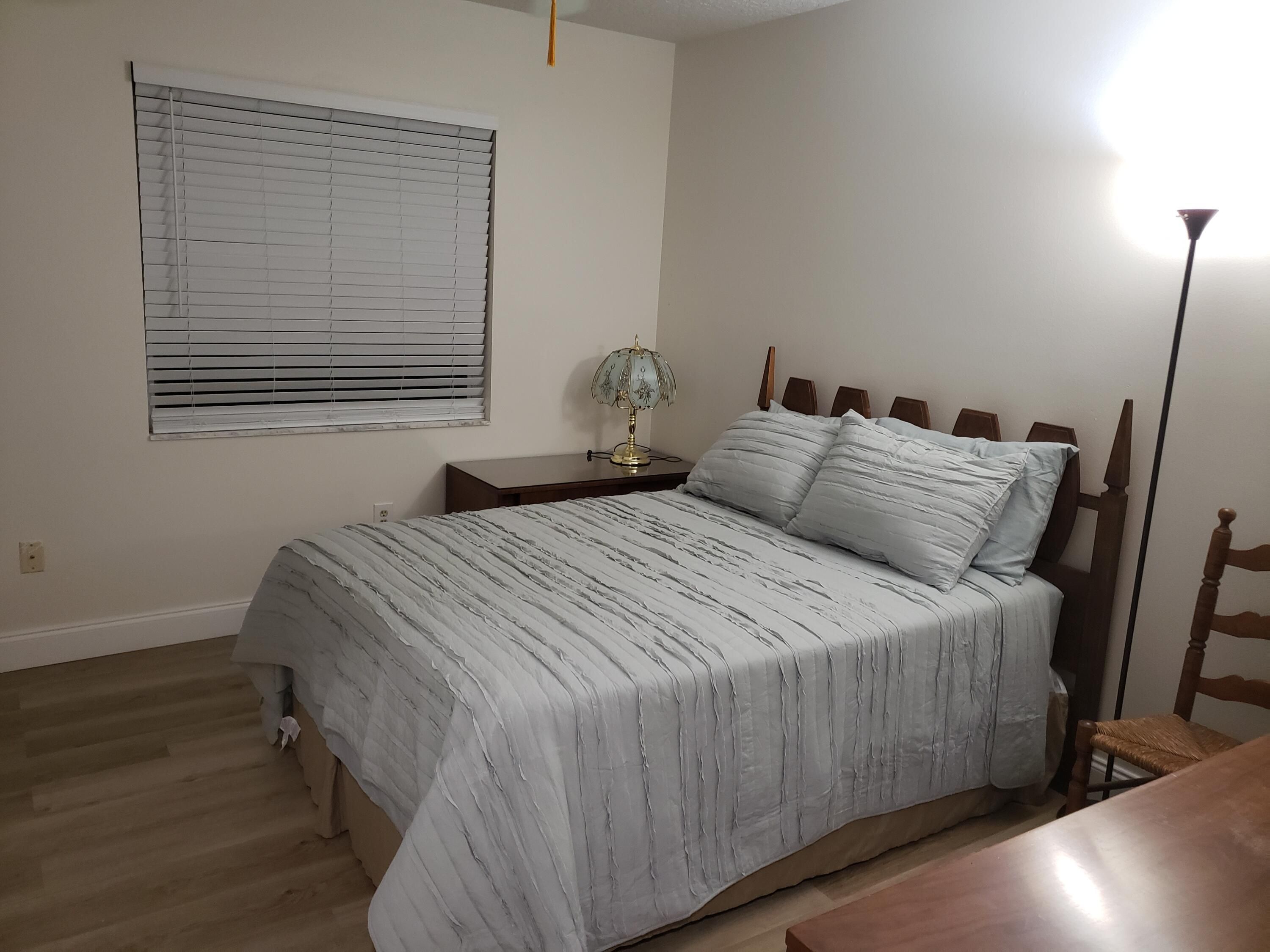 Properties 1655 Farmington Circle