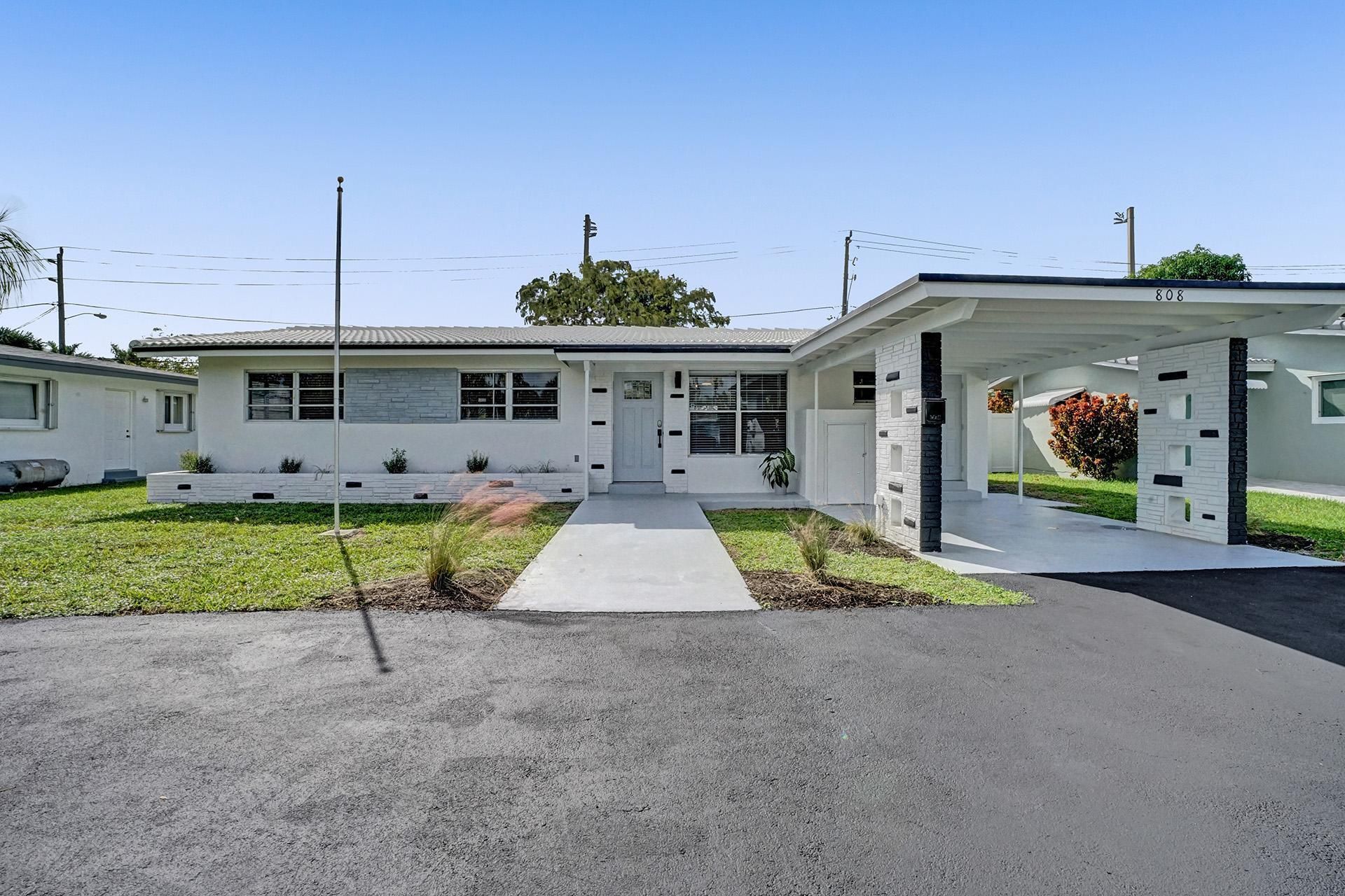 808 NW 28 Street