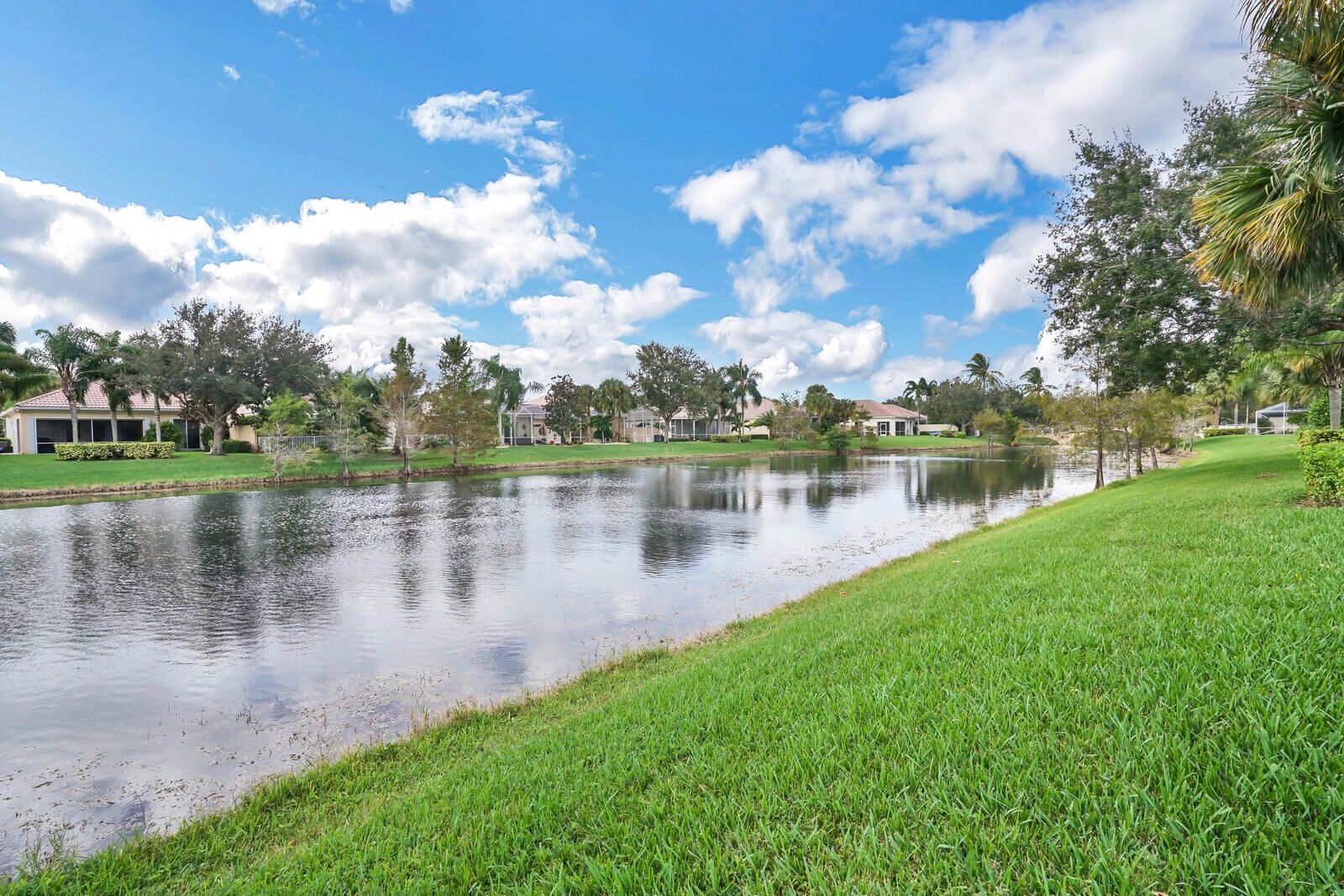 Properties 8128 Montserrat Place