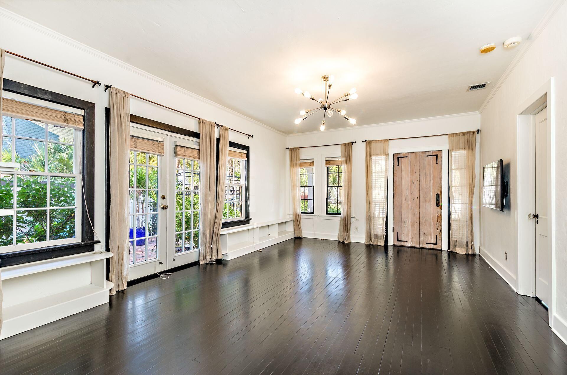 320 Monroe Drive