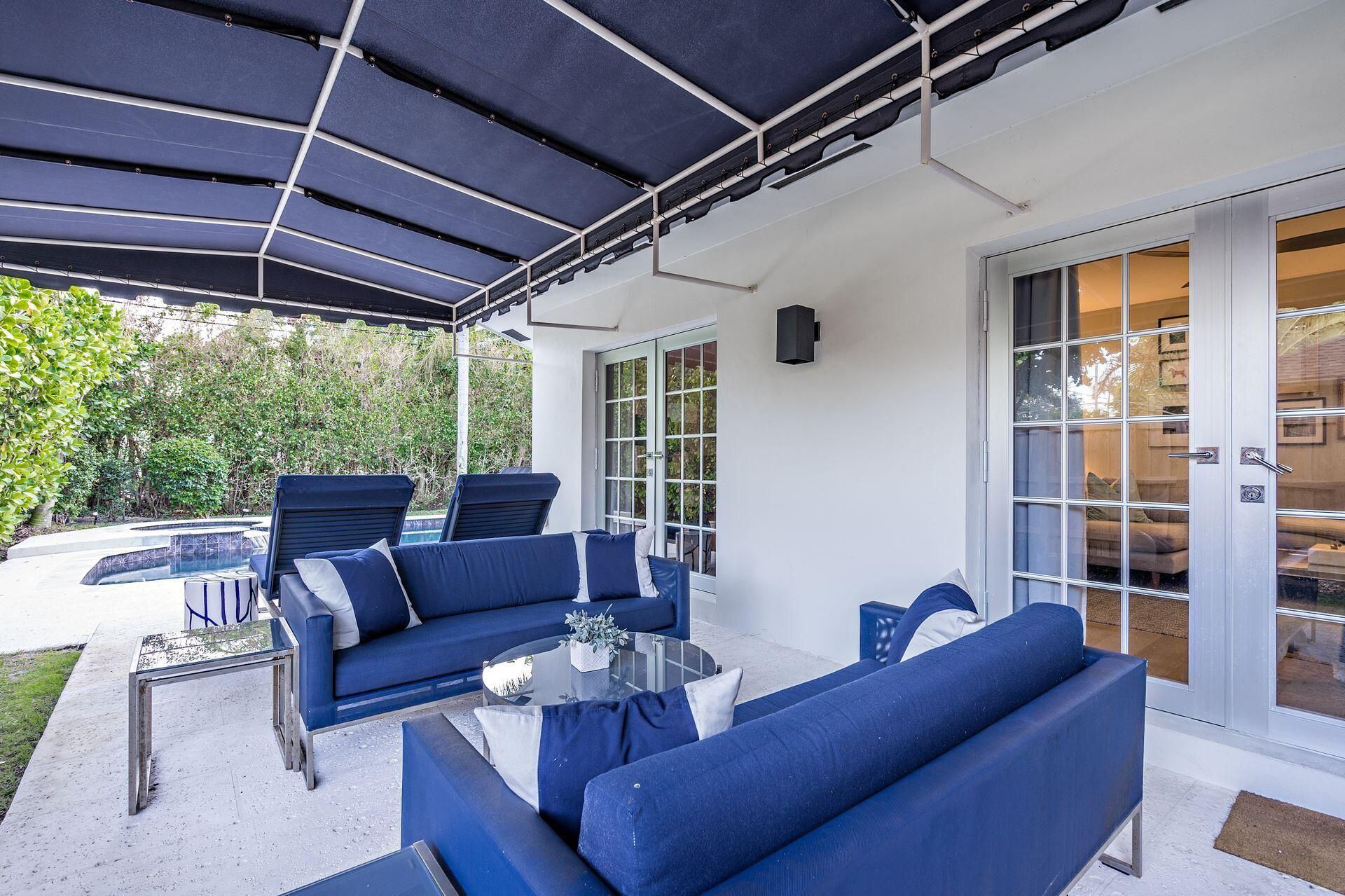 312 Cordova Road
