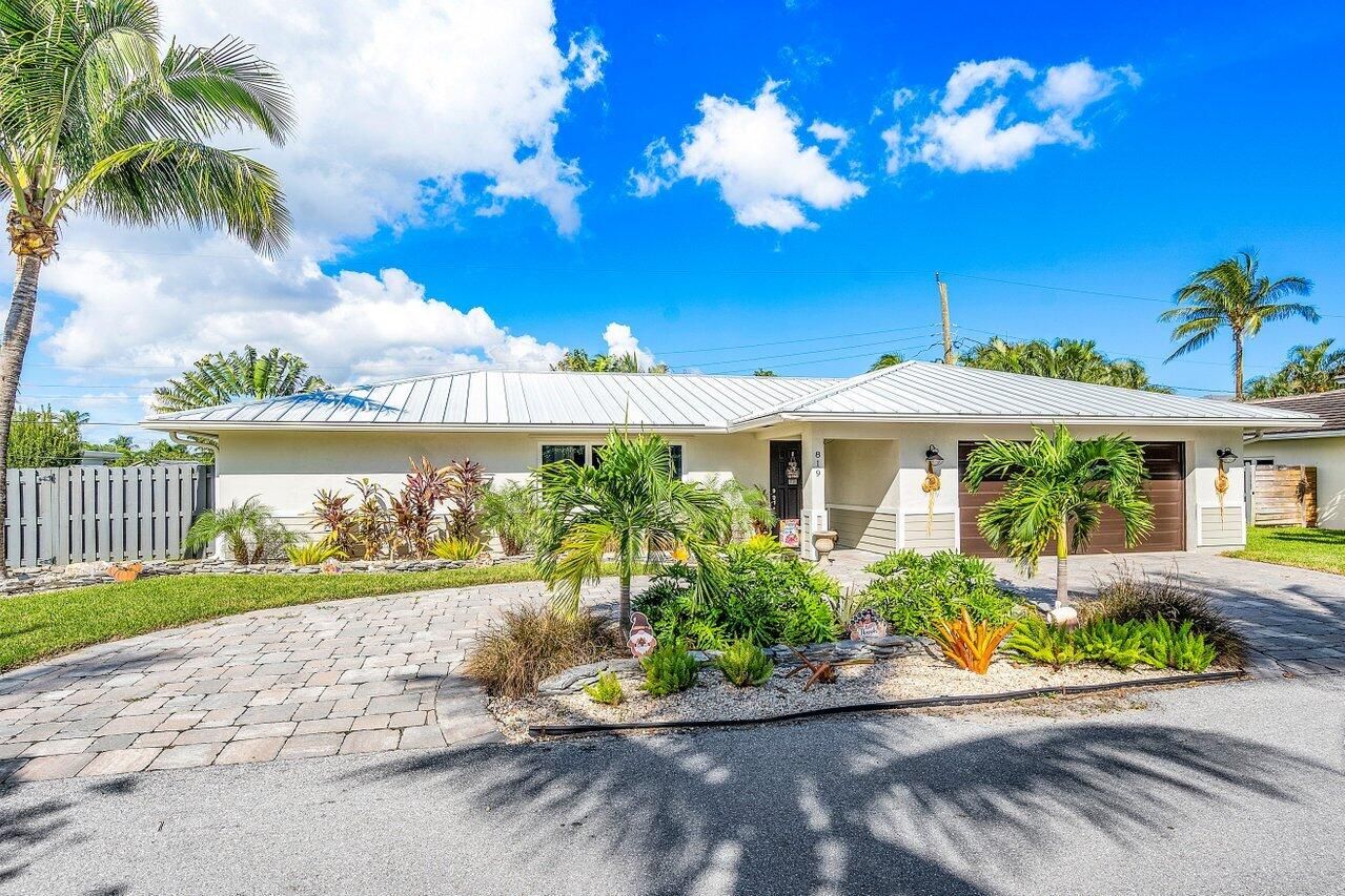 819 South Road
