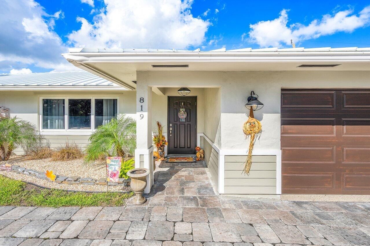 819 South Road