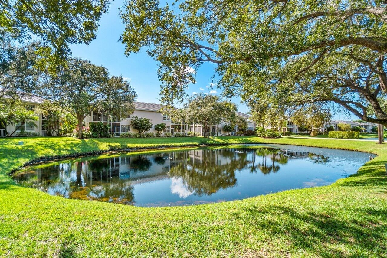 5101 Lake Catalina Drive