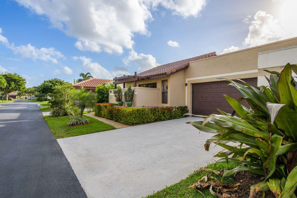 21369 Sonesta Way