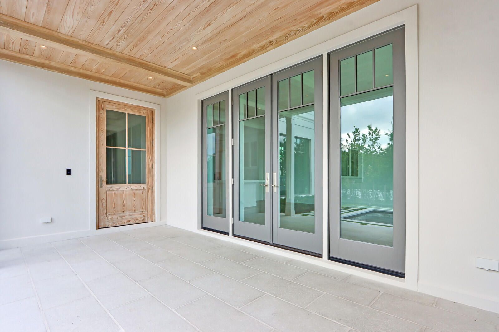 6175 S Flagler Drive
