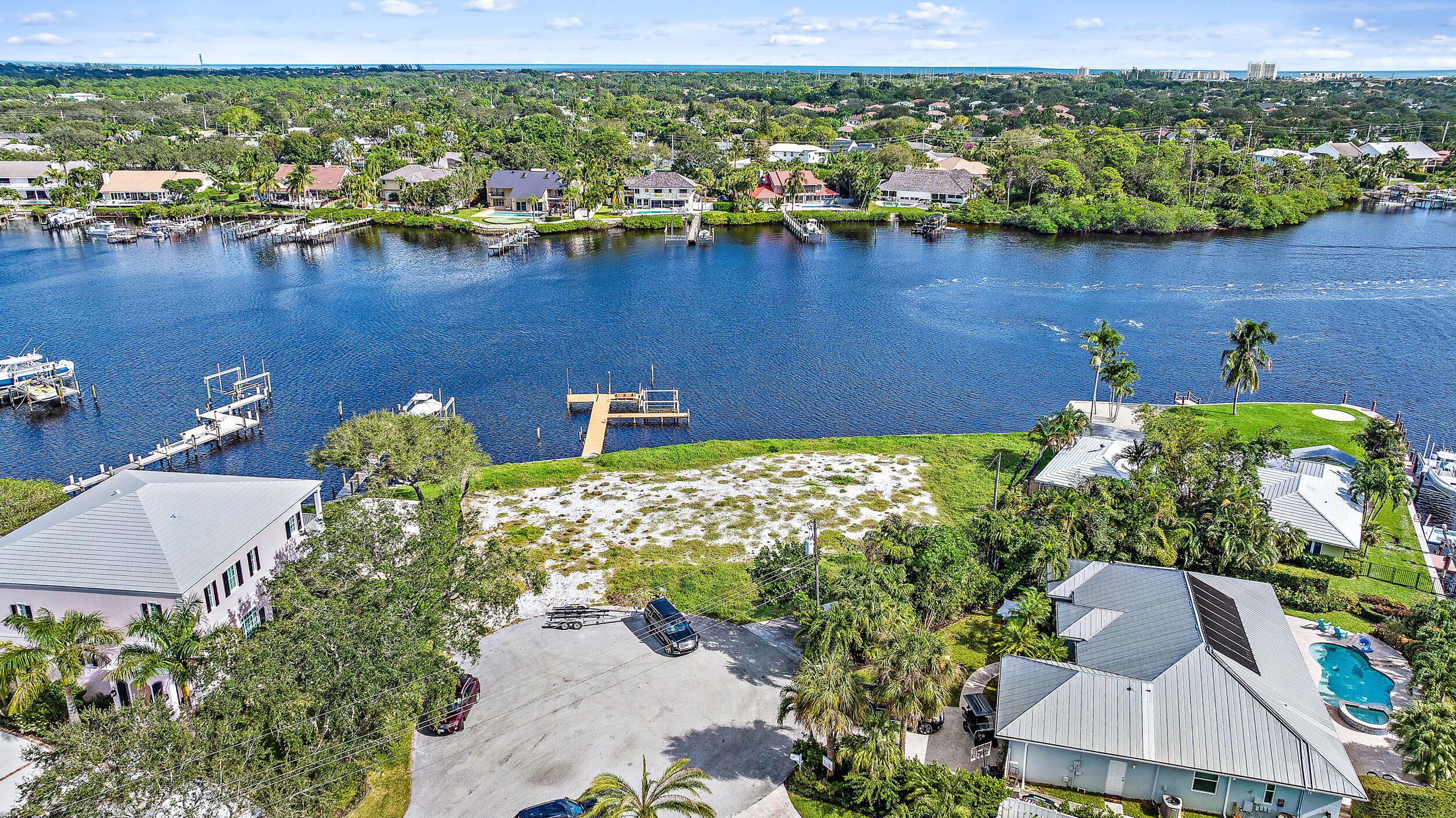 23 Country Club Circle