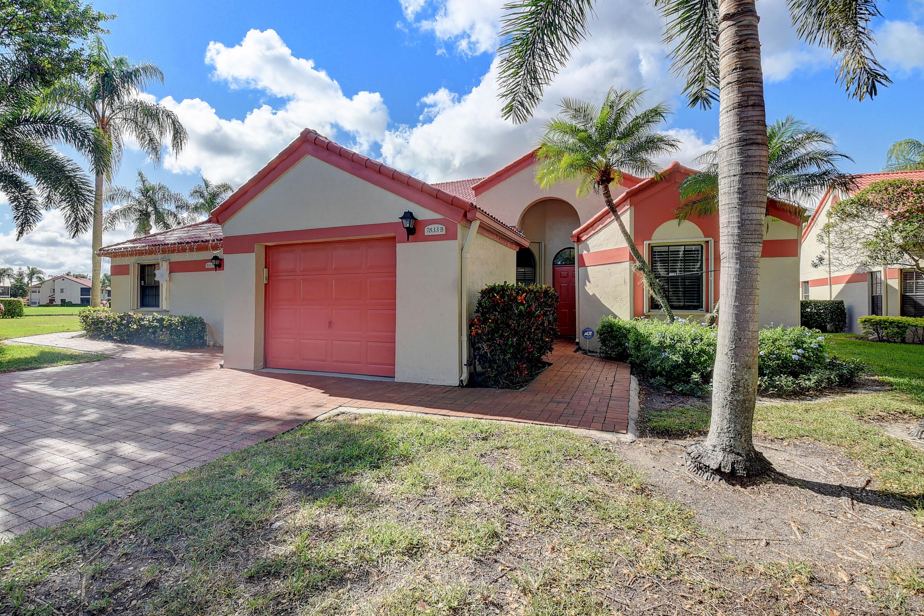 7833 Lexington Club Boulevard