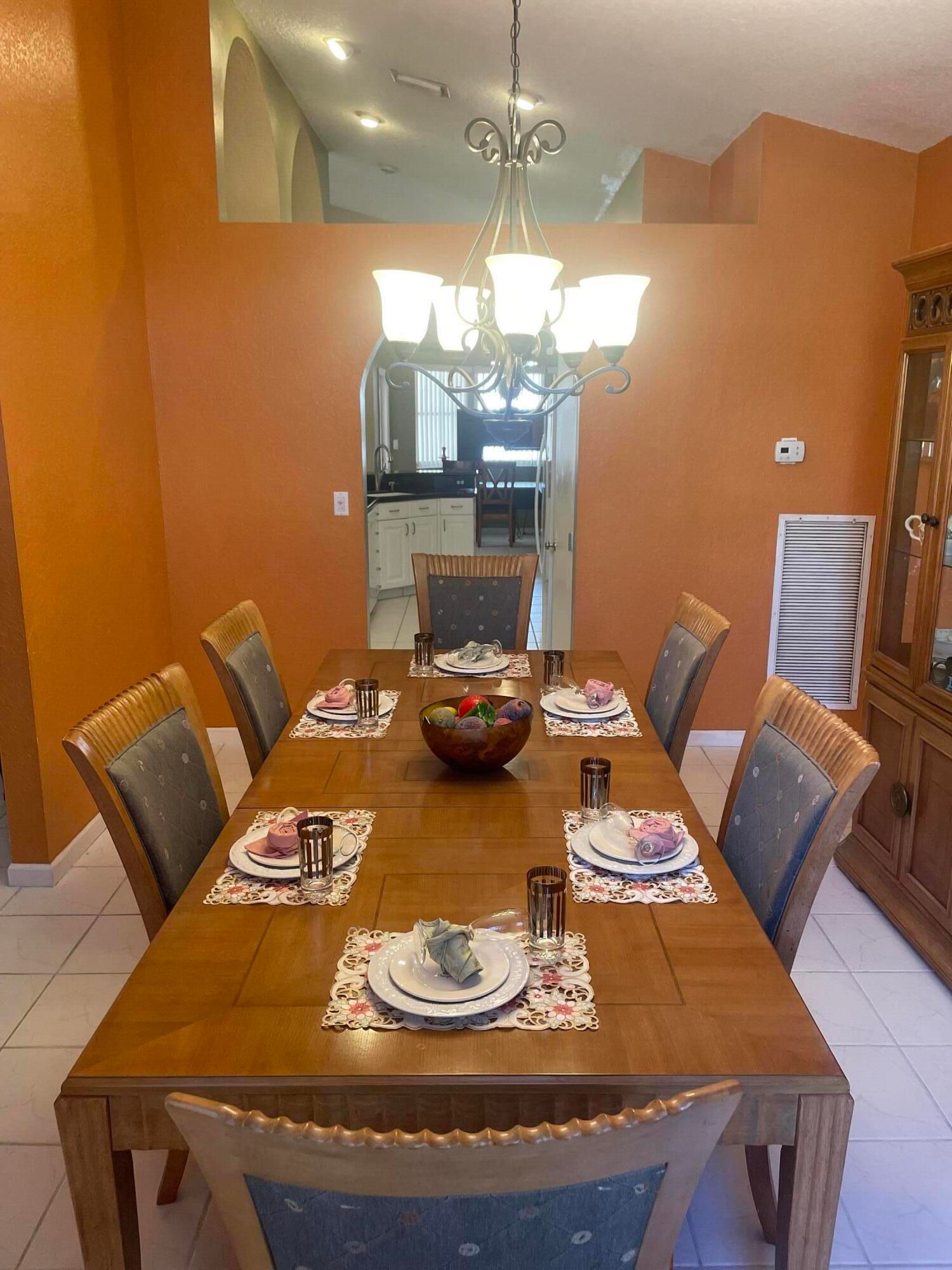 16152 Orange Boulevard, Loxahatchee, FL, 33470/$4,500 3 16152 Orange Boulevard