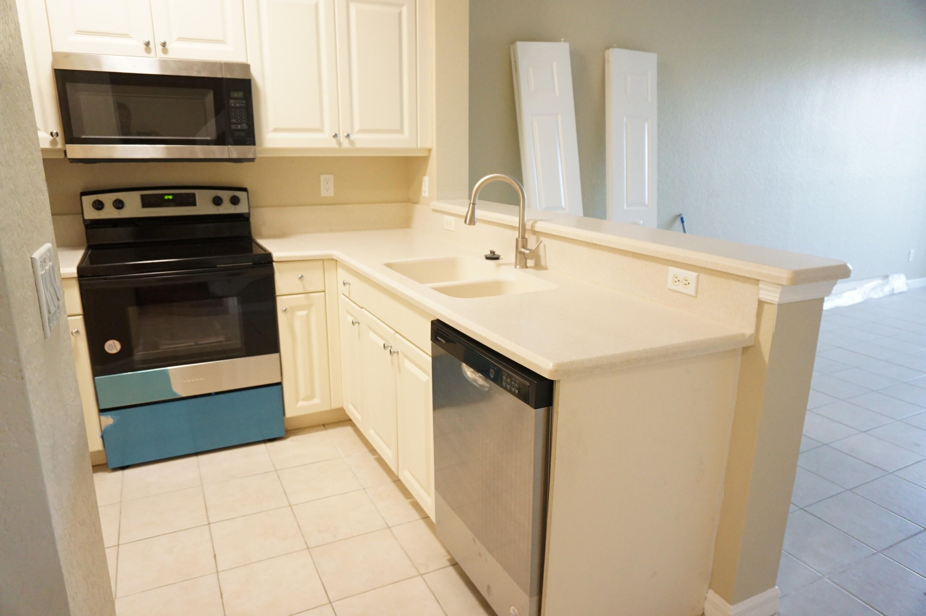 3544 Oleander Terrace