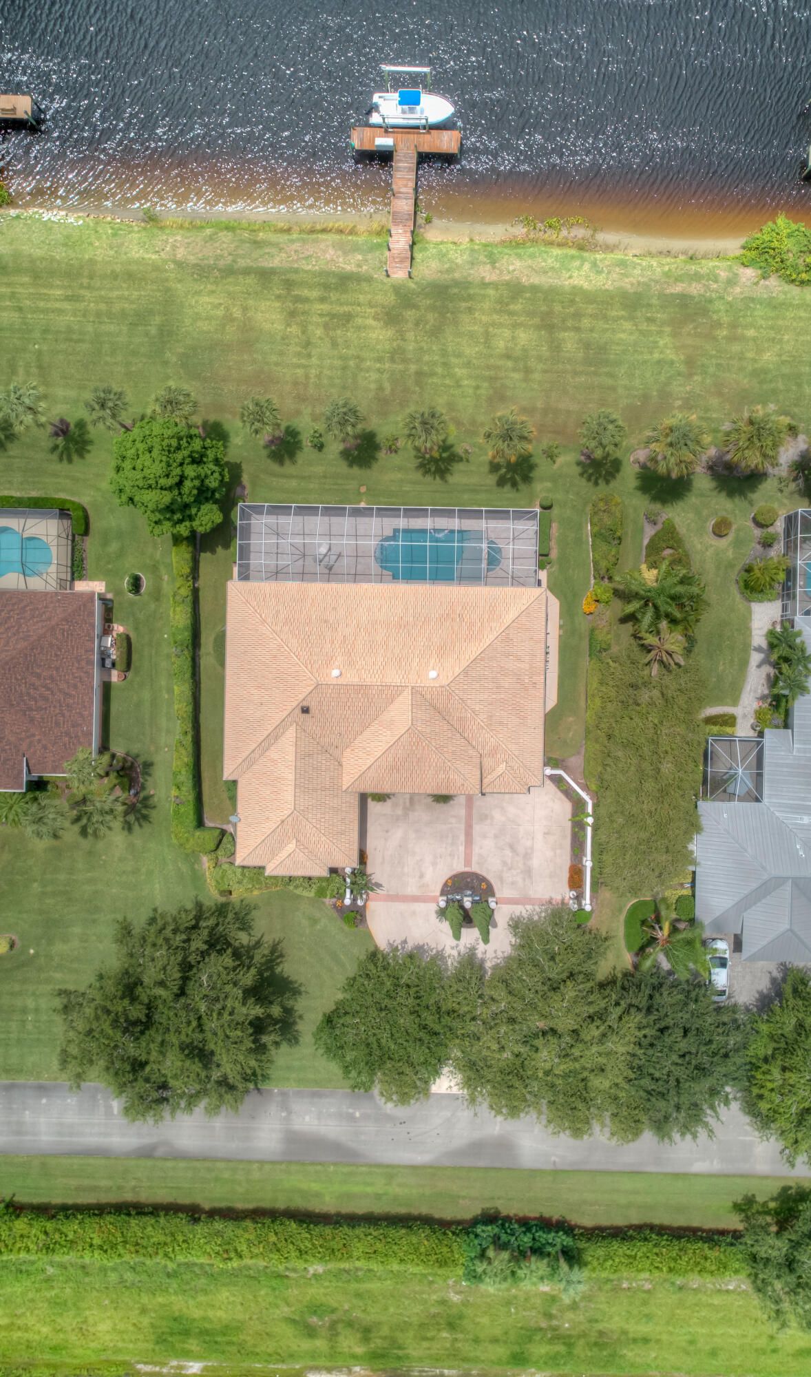 2628 SW River Shore Drive