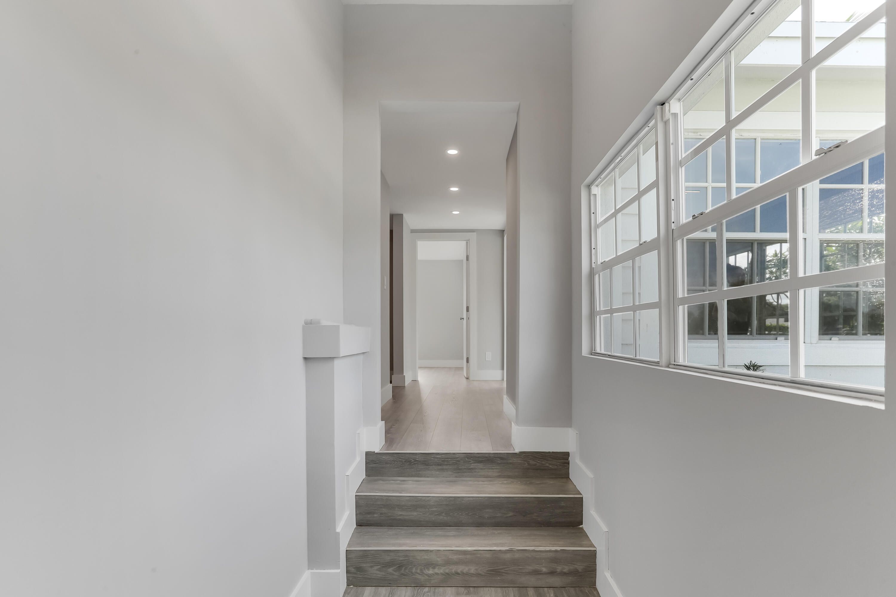 43 SW 11th Avenue
