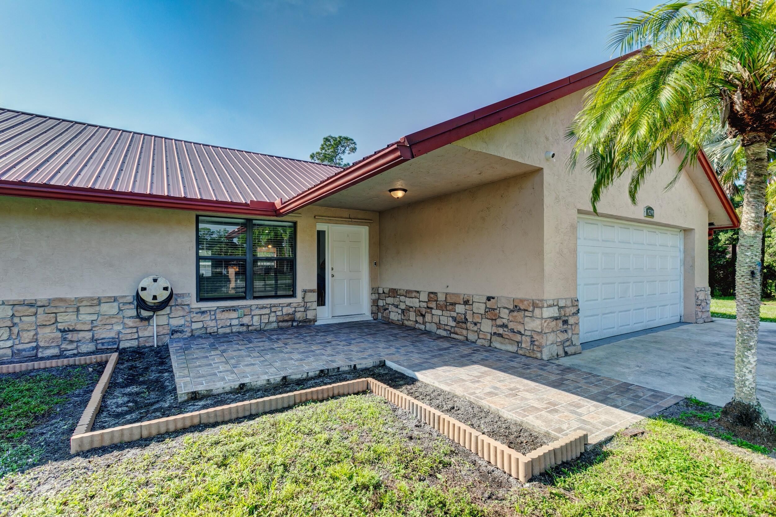 16246 Okeechobee Boulevard, Loxahatchee, FL, 33470/$6,500 4 16246 Okeechobee Boulevard