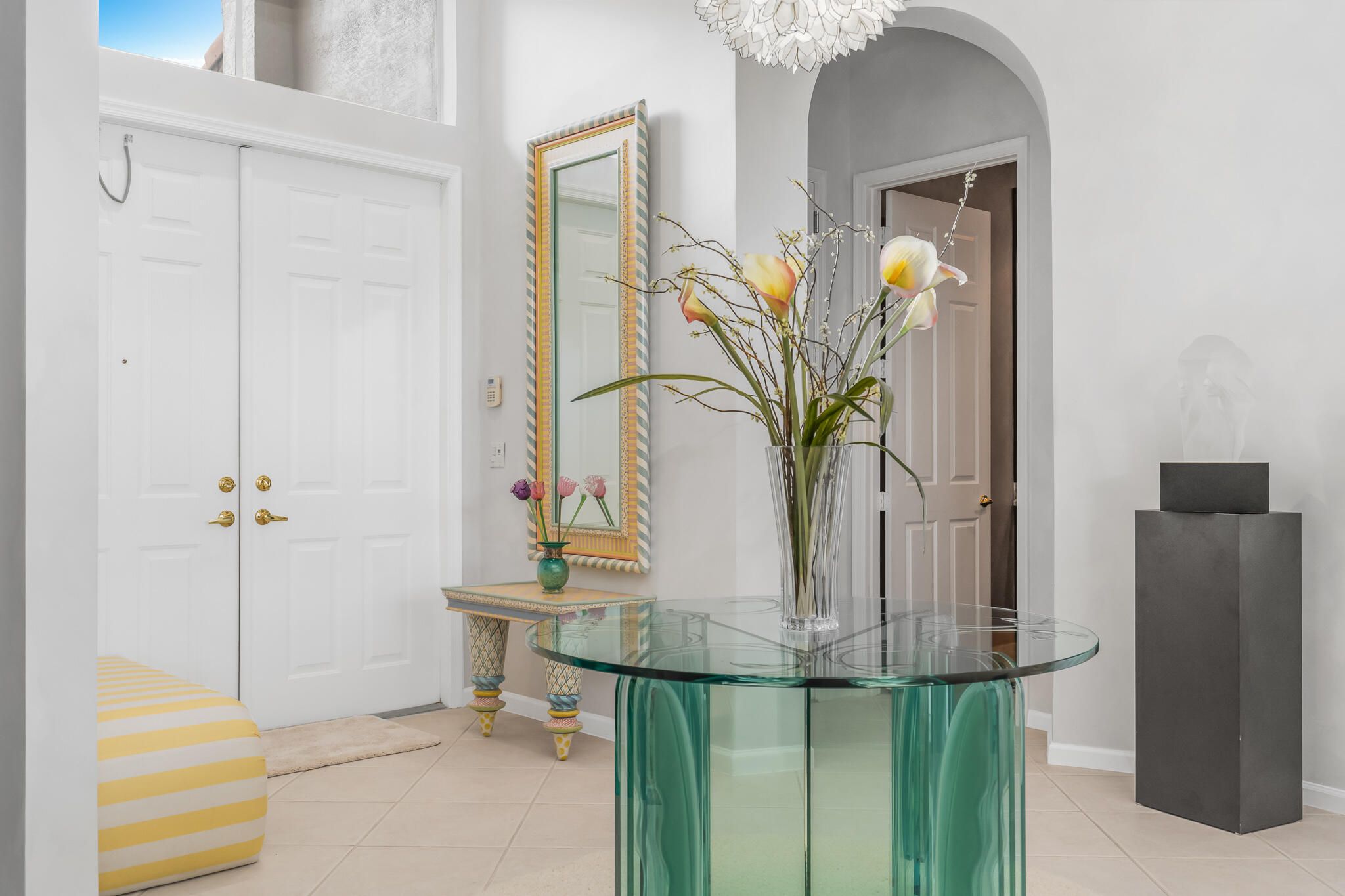 Properties 9269 Via Grande W