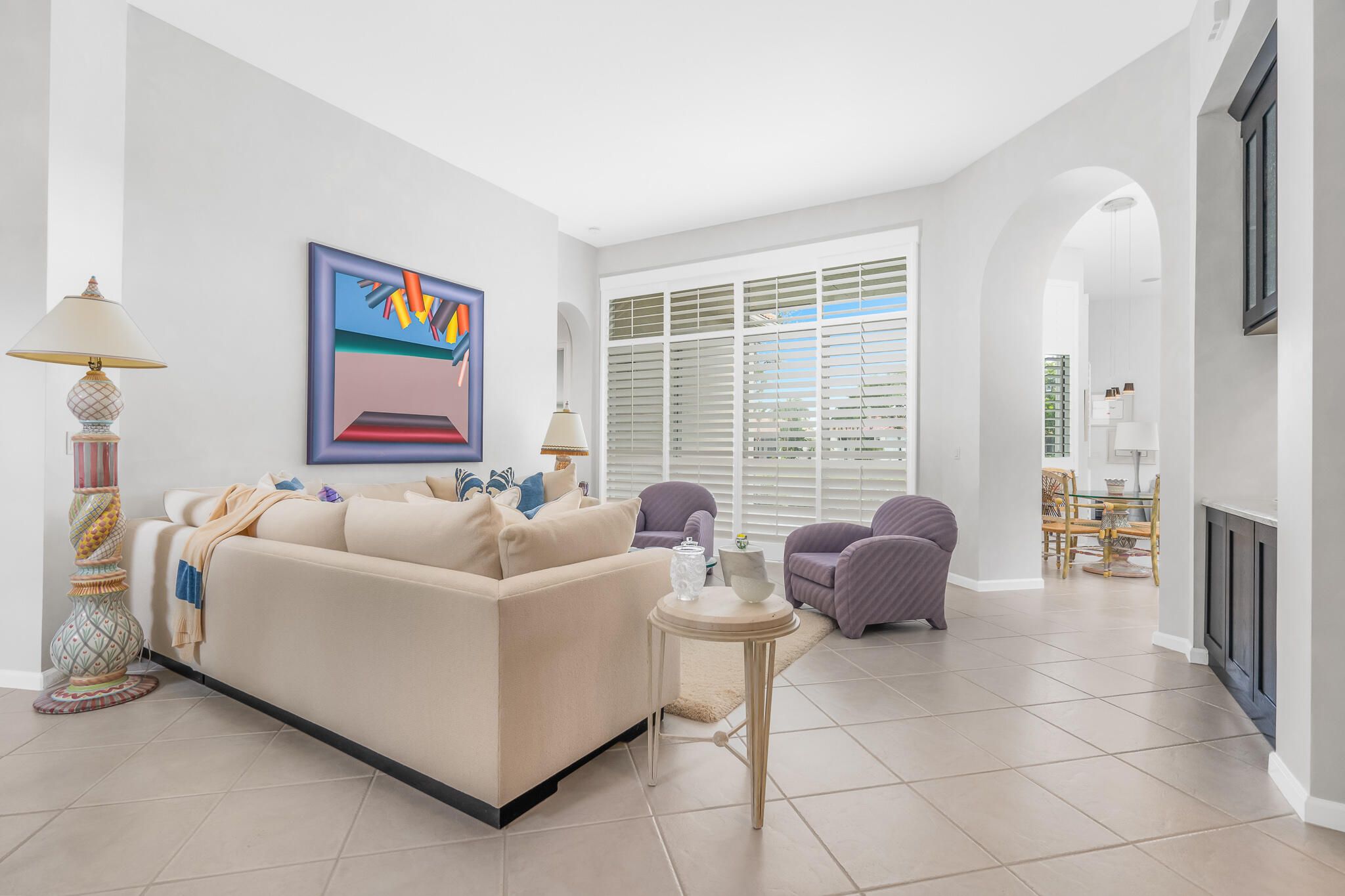 Properties 9269 Via Grande W