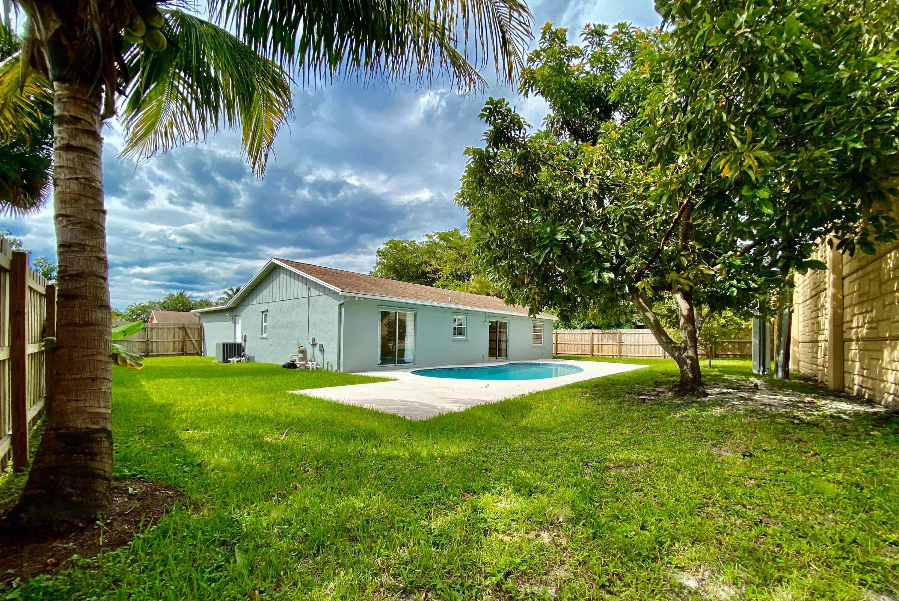 Properties 1230 Chorus Way