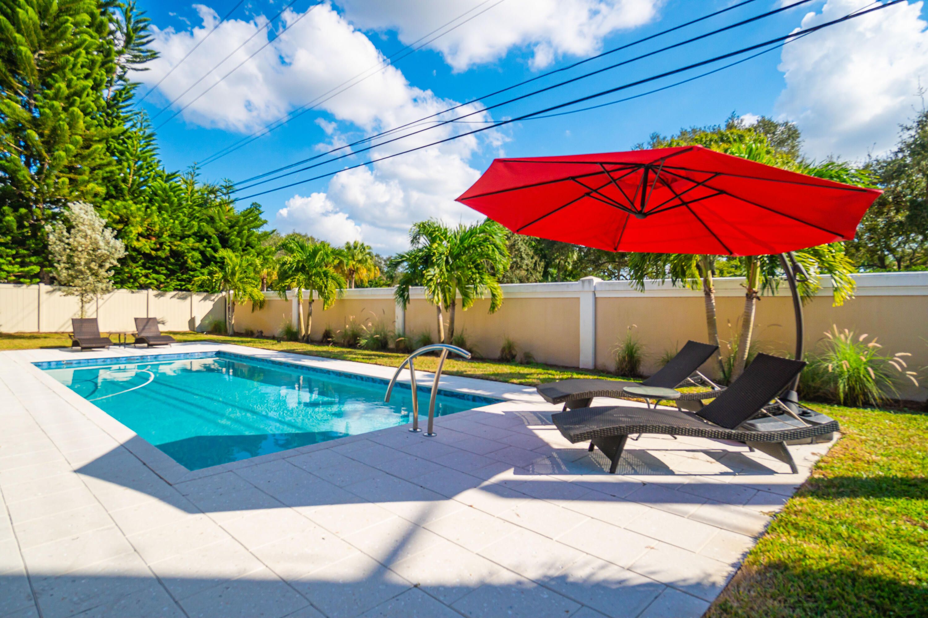 Properties 12898 Buckland Street