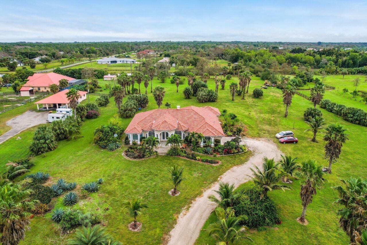 2382 Prarieview Drive
