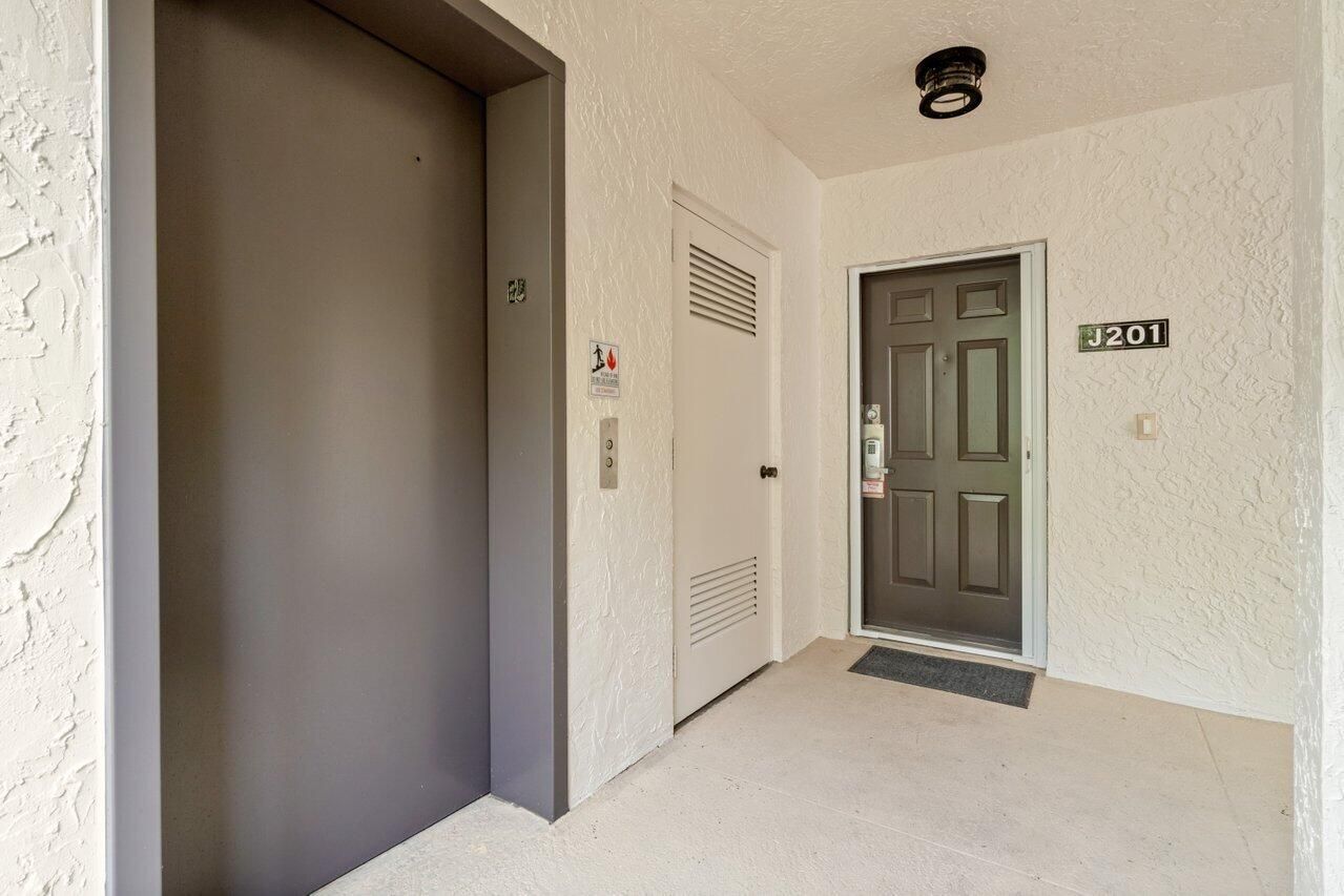 Properties 2785 Polo Island Drive