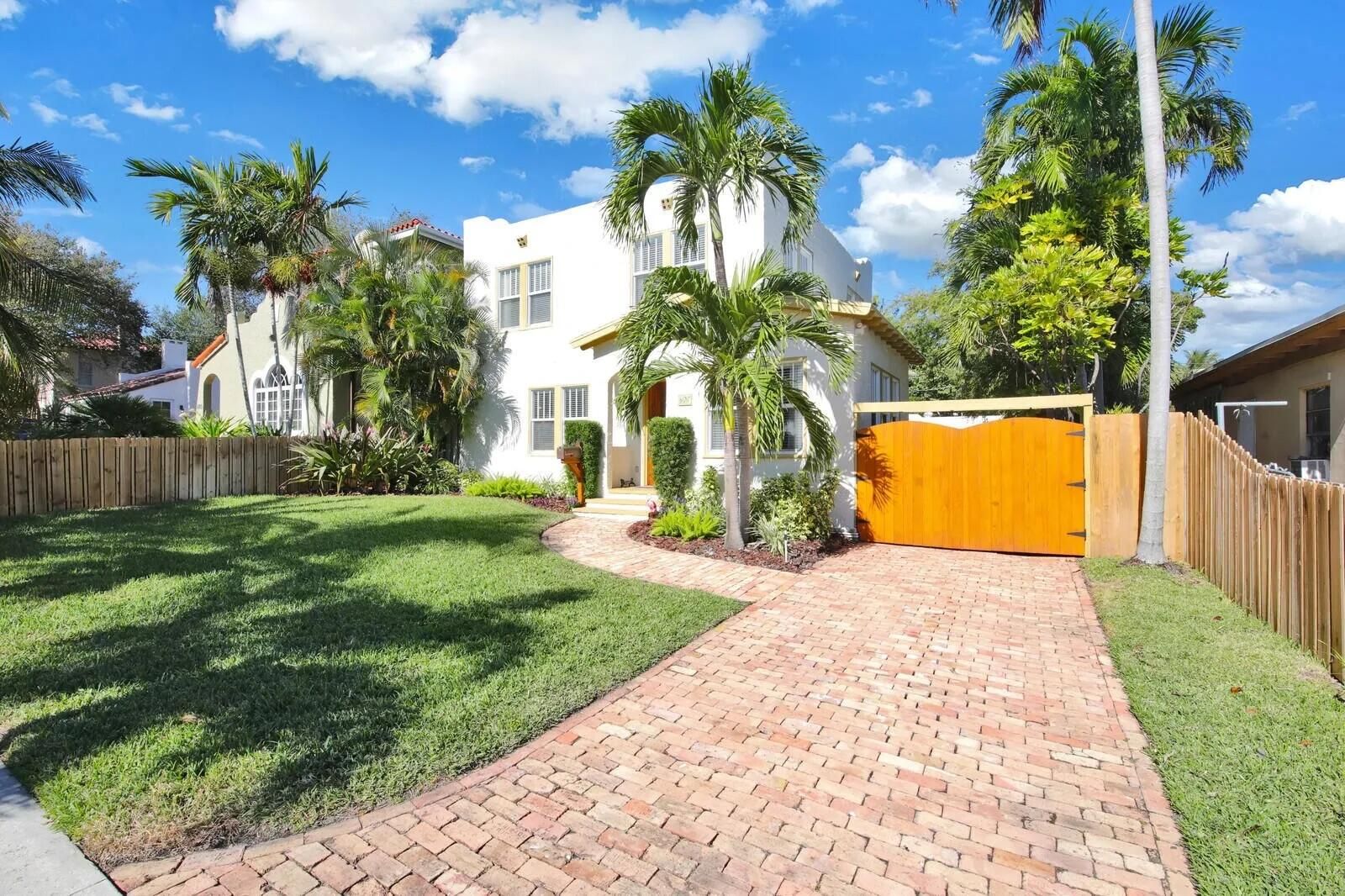 607 Flamingo Drive