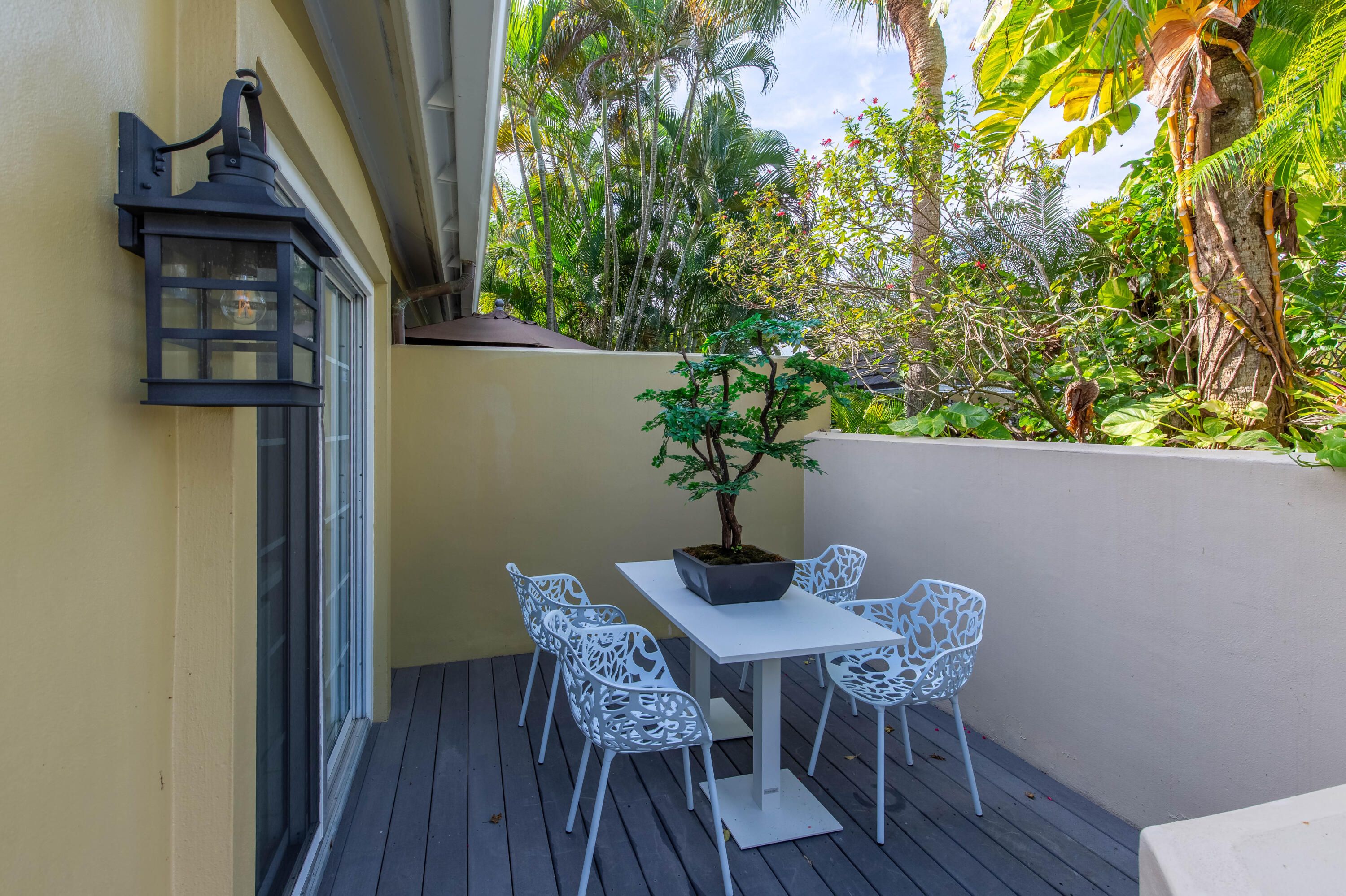 Properties 2600 Muirfield Court