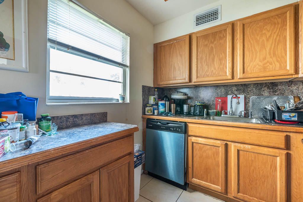 425 Mansfield K