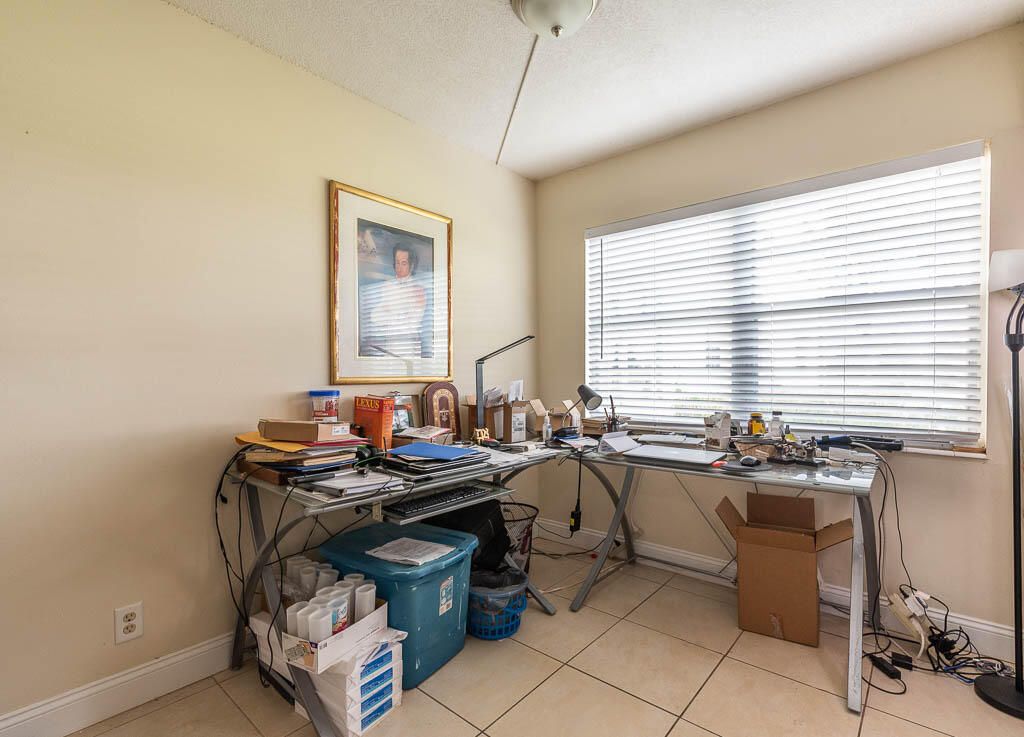 425 Mansfield K