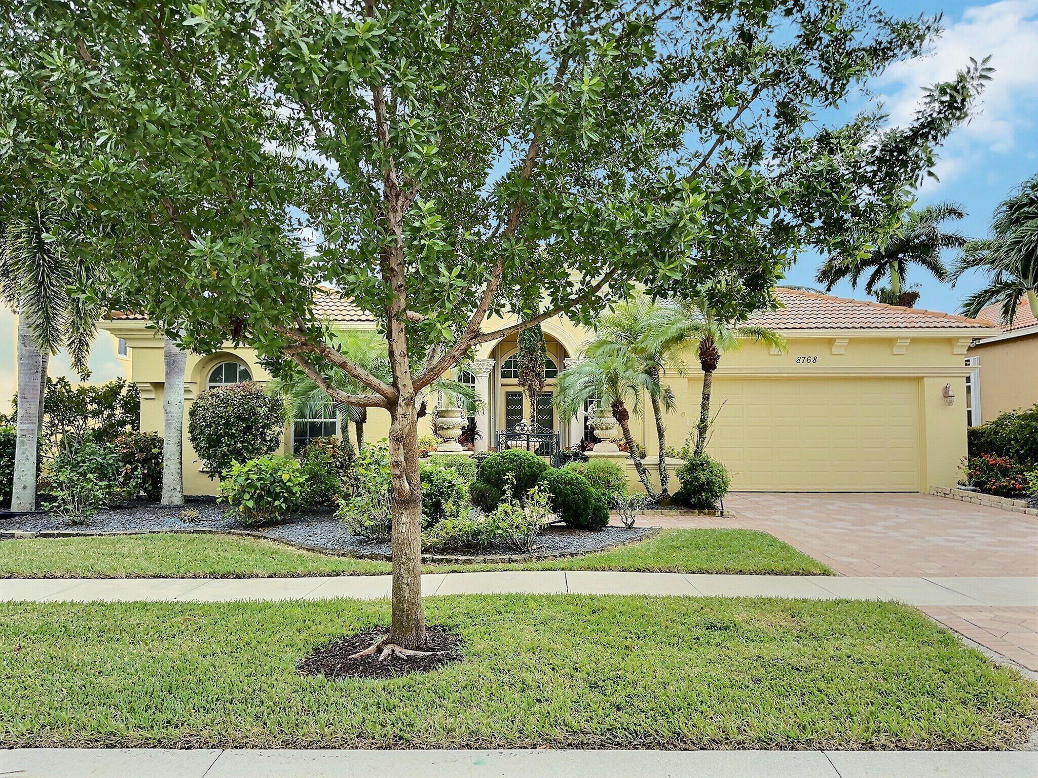 Properties 8768 Via Prestigio E
