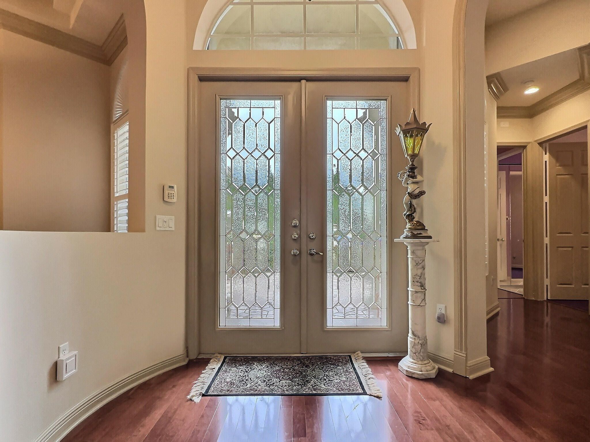 Properties 8768 Via Prestigio E